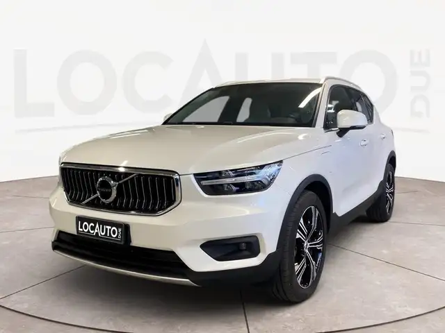 2021 Volvo XC40 in White for sale