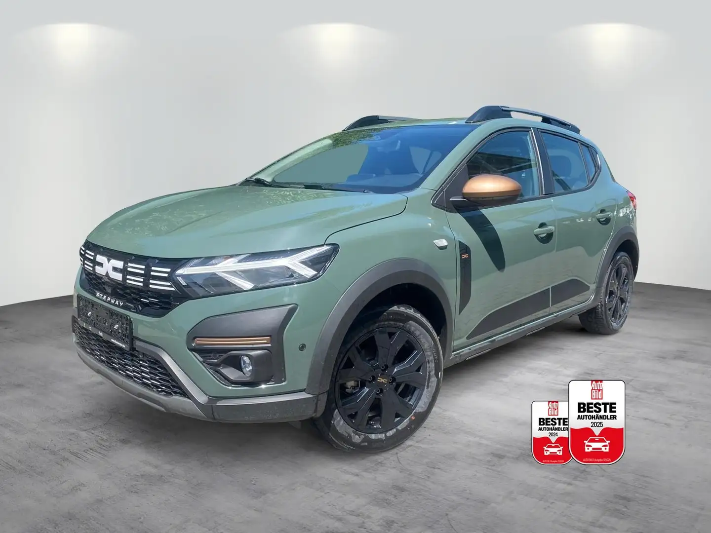Dacia Sandero Stepway III  TCe 110 Extreme+  Stepway Extreme+ Green - 1