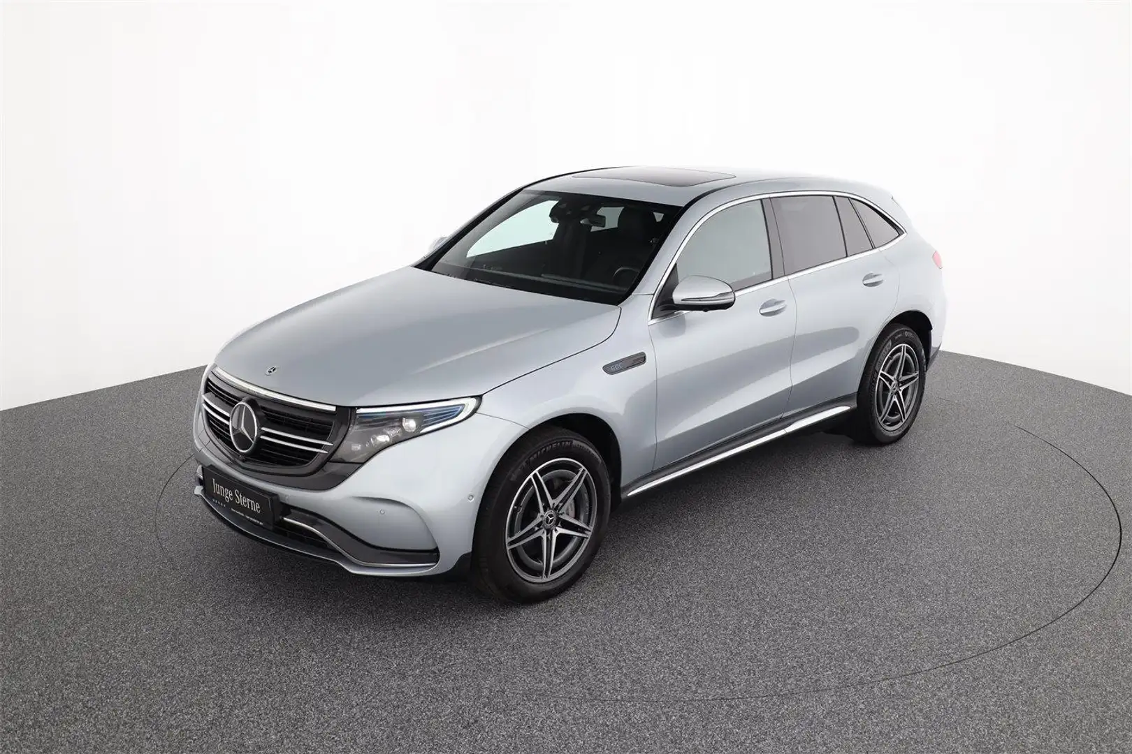 Mercedes-Benz EQC 400 4MATIC AMG Line LED NAVI AHK Distr. Silber - 2