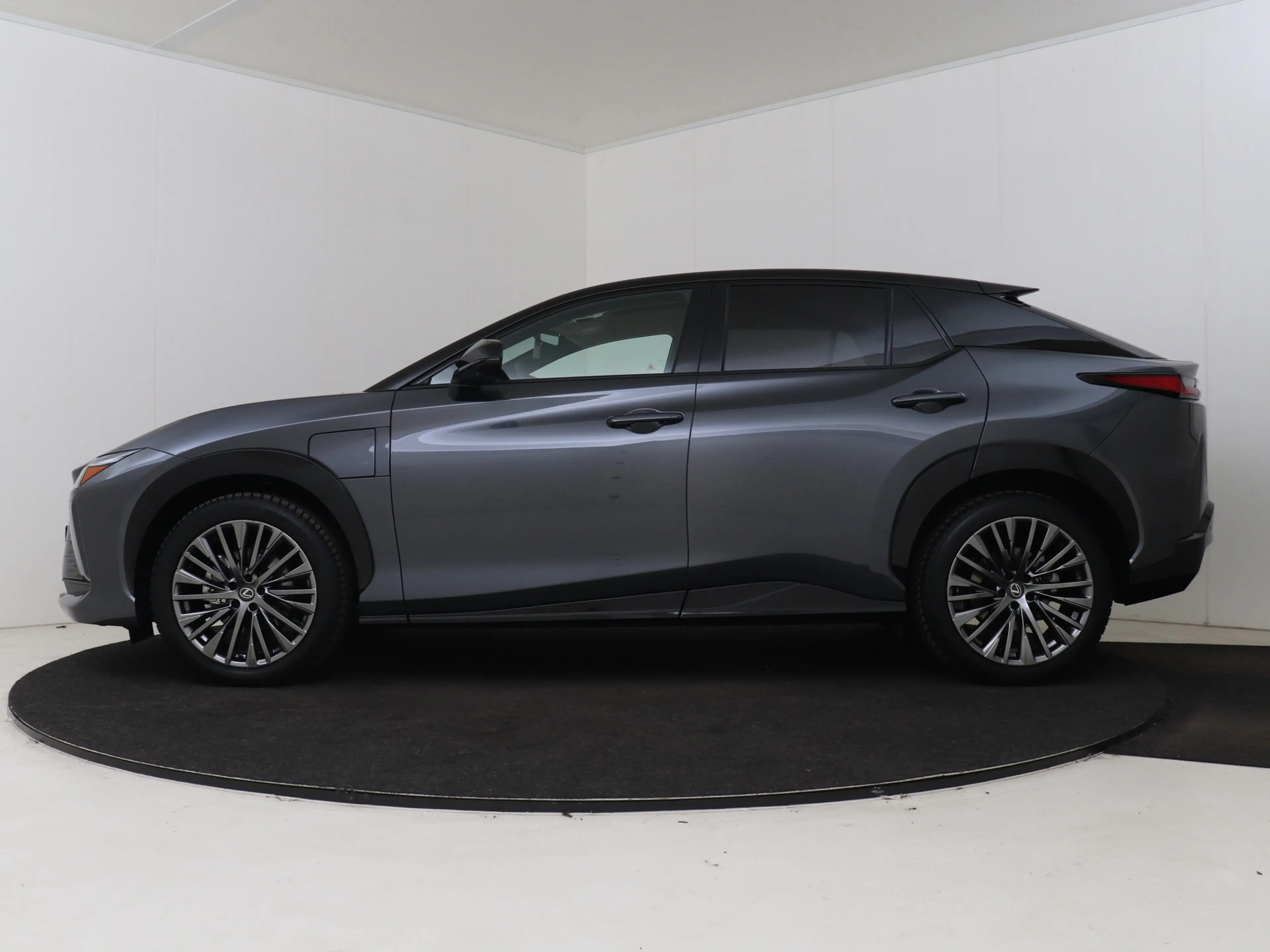 Lexus RZ 350e 35th Edition 77 kWh | Panoramadak | Memory Se — photo 3
