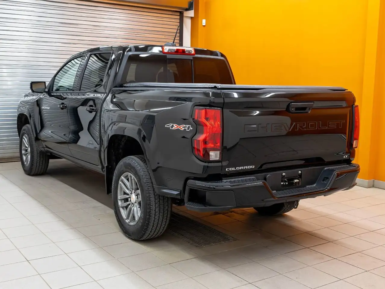 Chevrolet Colorado снимка Chevrolet Colorado