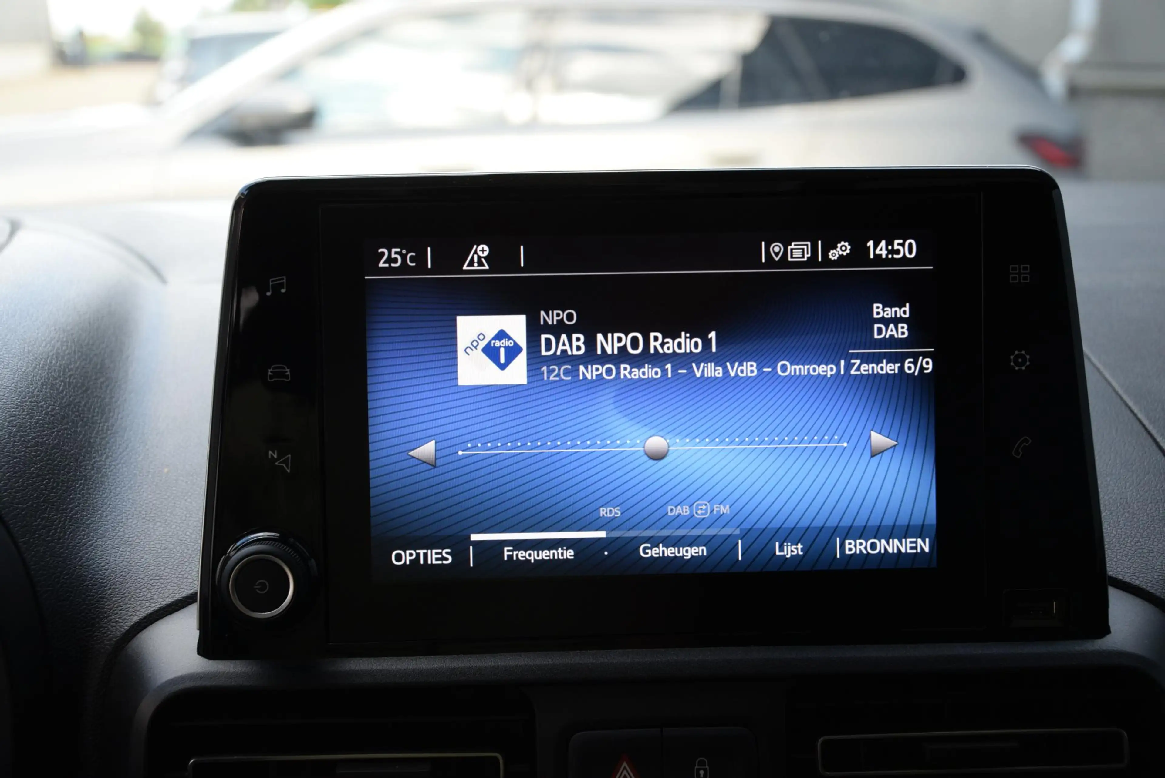 Toyota Proace City Verso 1.2 Turbo Dynamic | panoramadak | carplay | — photo 21
