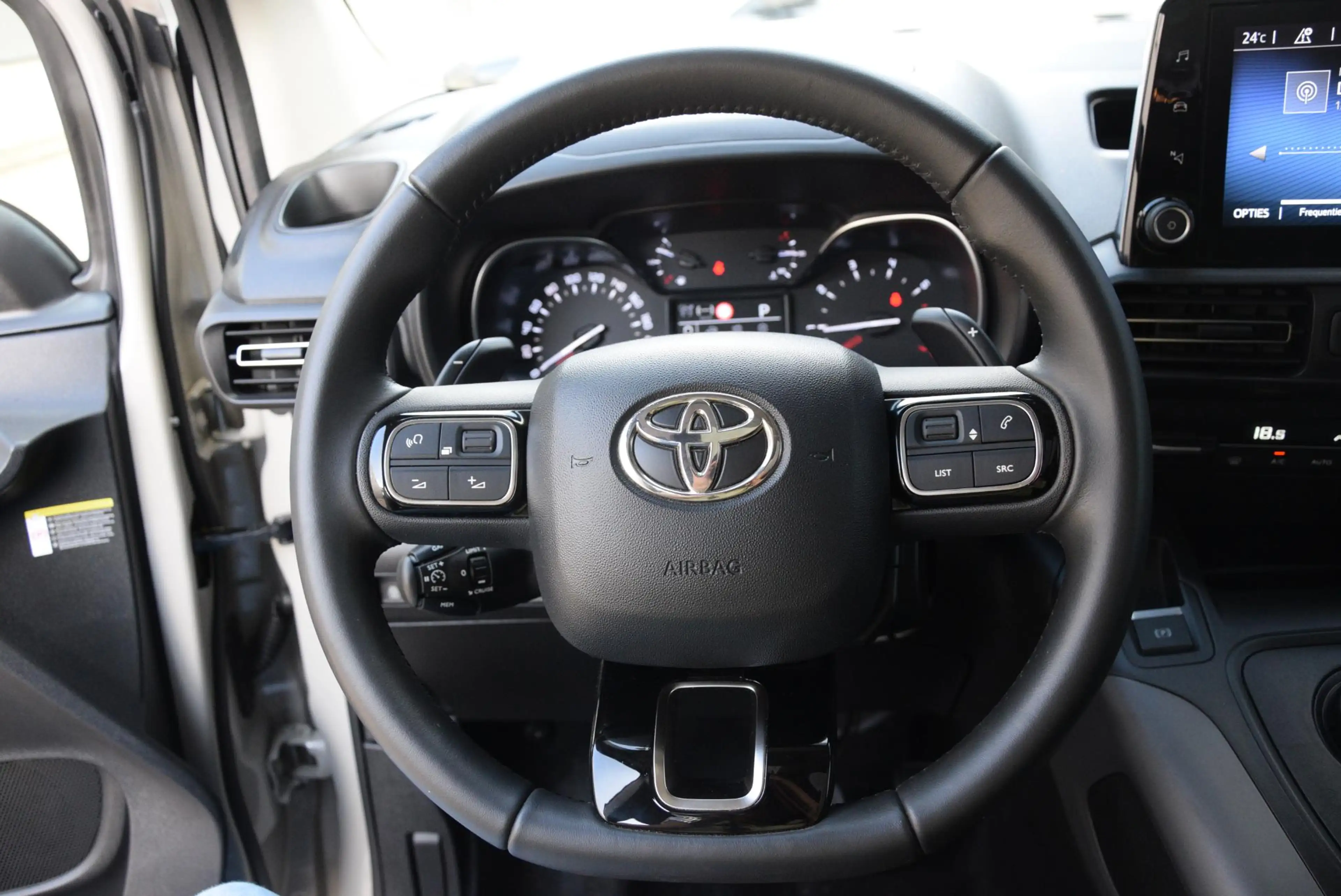 Toyota Proace City Verso 1.2 Turbo Dynamic | panoramadak | carplay | — photo 26