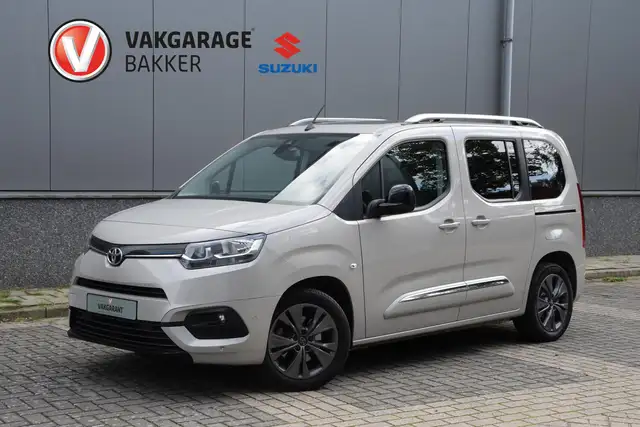 Toyota Proace City Verso 1.2 Turbo Dynamic | panoramadak | carplay |