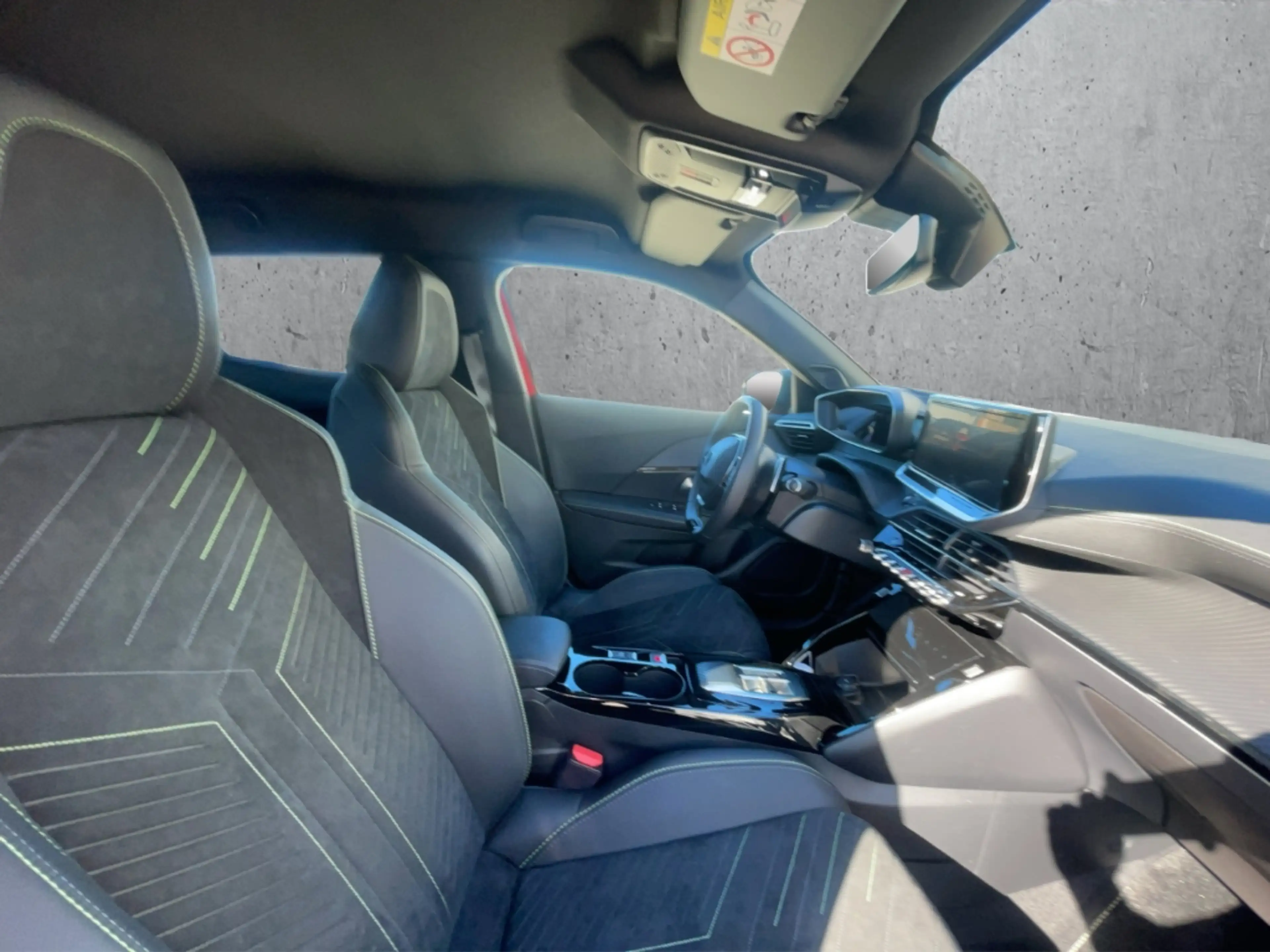 Peugeot 208 GT PureTech 130 EAT8 Navi LED ACC Fahrerprofil DAB — photo 13