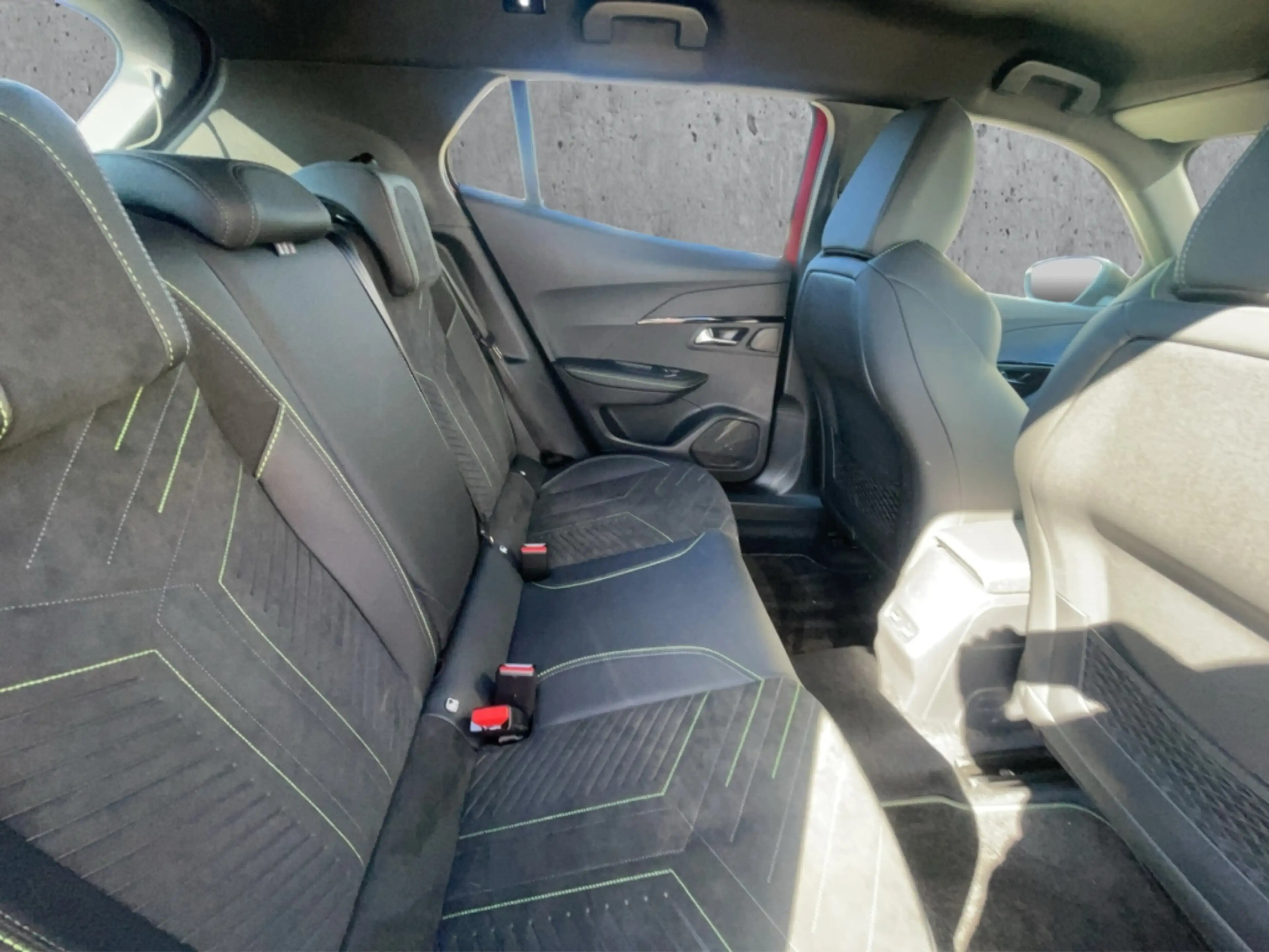 Peugeot 208 GT PureTech 130 EAT8 Navi LED ACC Fahrerprofil DAB — photo 14