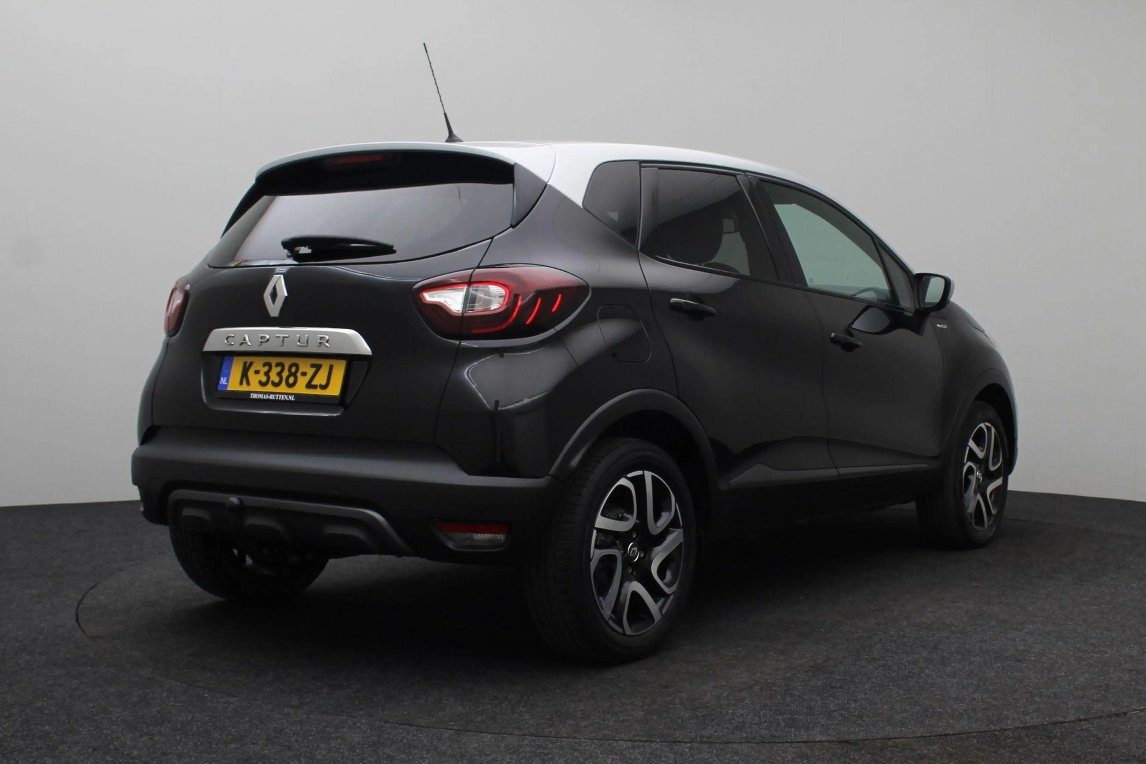 Renault Captur 0.9 TCe Edition One 2018 | Navigatie | Trekhaak | — photo 3