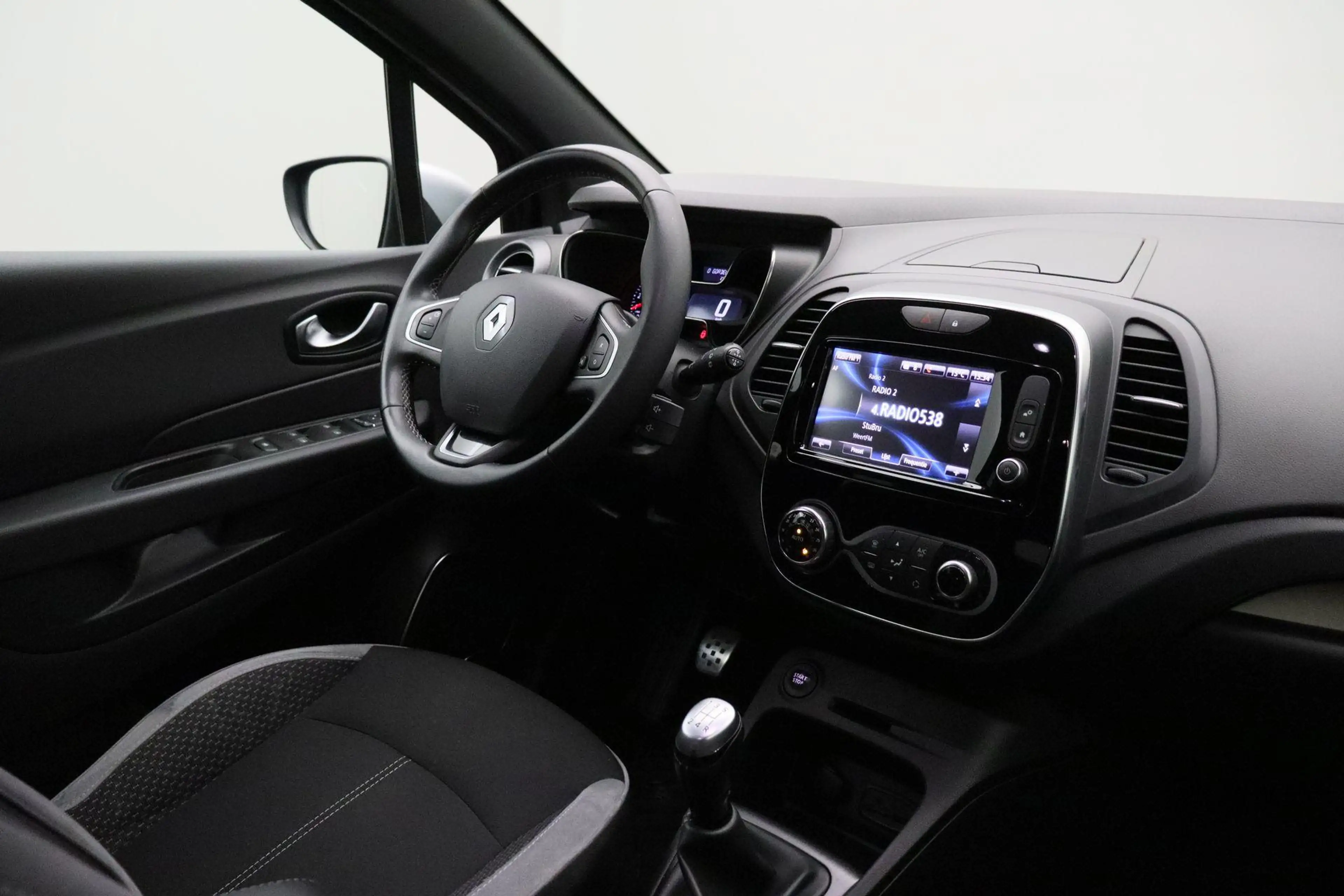 Renault Captur 0.9 TCe Edition One 2018 | Navigatie | Trekhaak | — photo 7