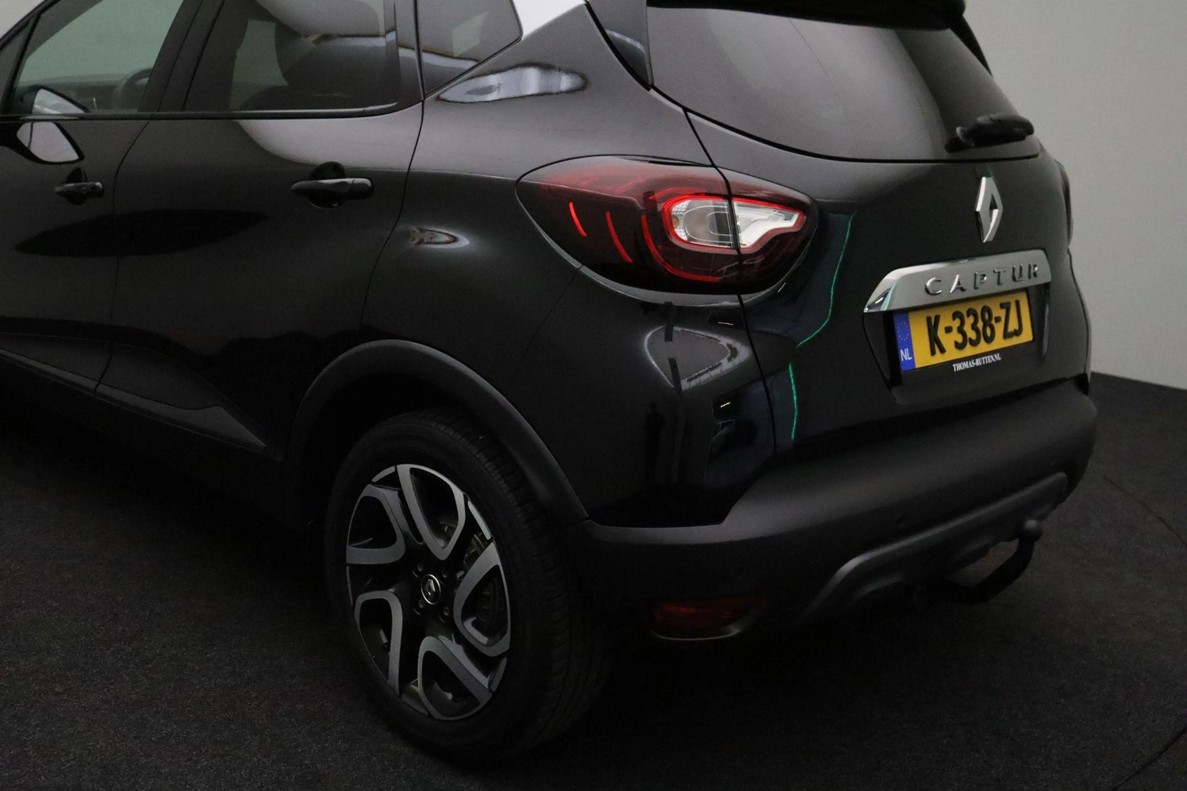 Renault Captur 0.9 TCe Edition One 2018 | Navigatie | Trekhaak | — photo 26