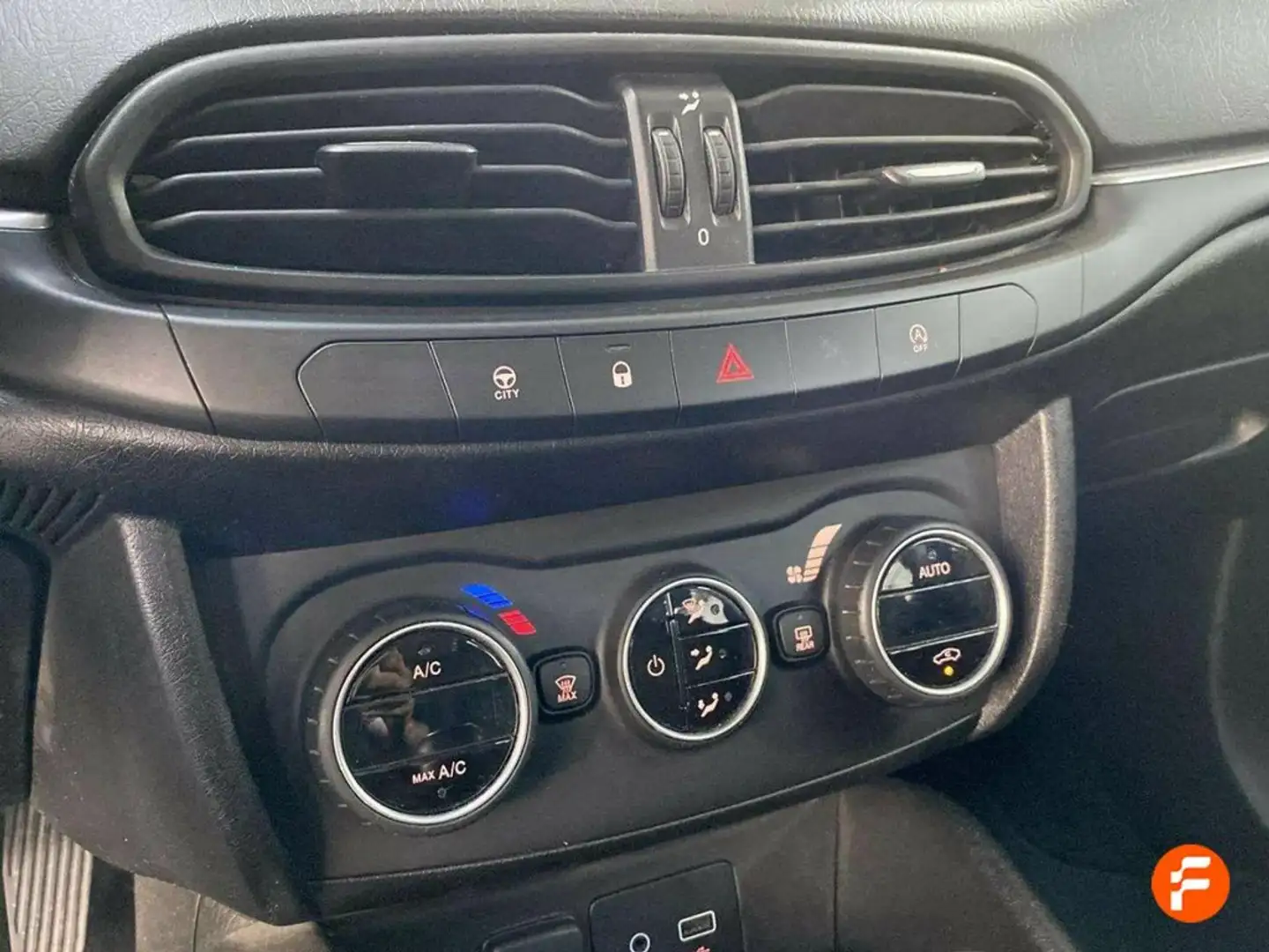 Fiat Tipo 1.6 16v Easy 120 CV diesel MultijetII SW Azul - 2