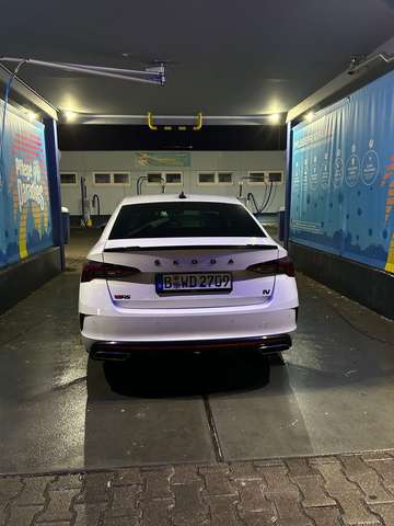 Skoda Octavia 1.4 TSI iV DSG RS