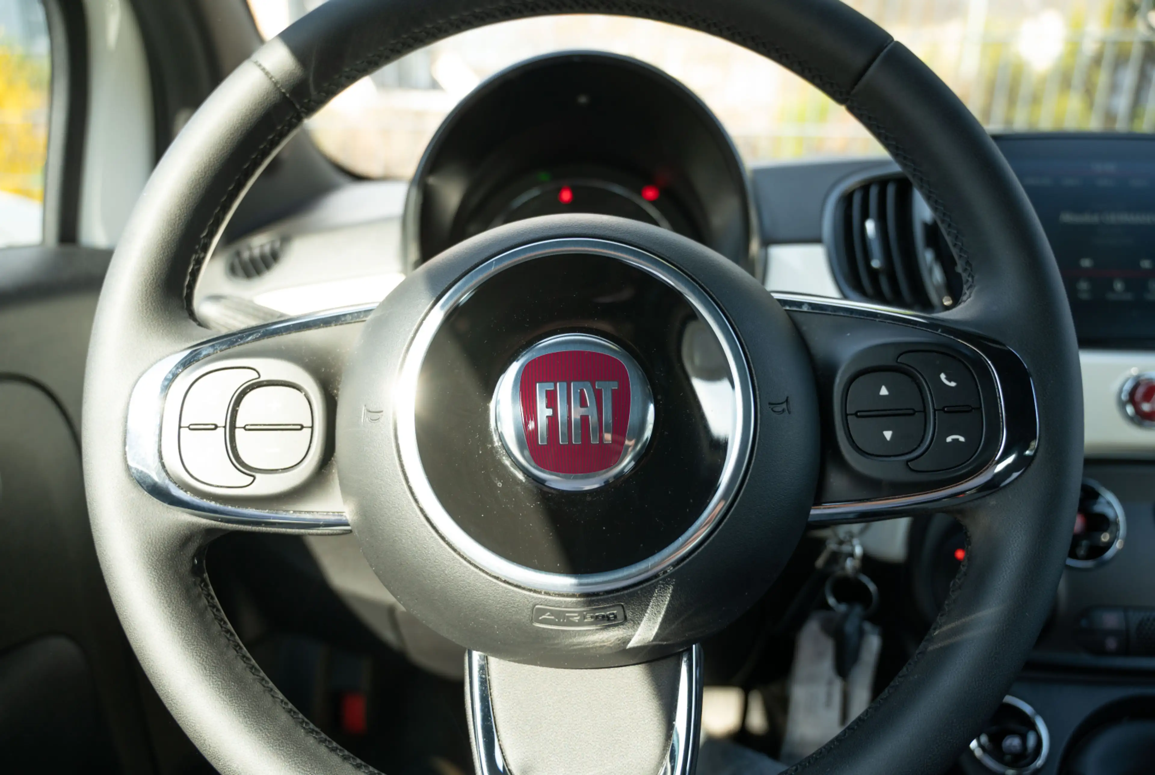 Fiat 500 Basis 1.0 Hybrid *STYLE-PAKET*KOMFORT-PAKET*TECH-PAKET* *INVENTUR-SALE* — photo 15