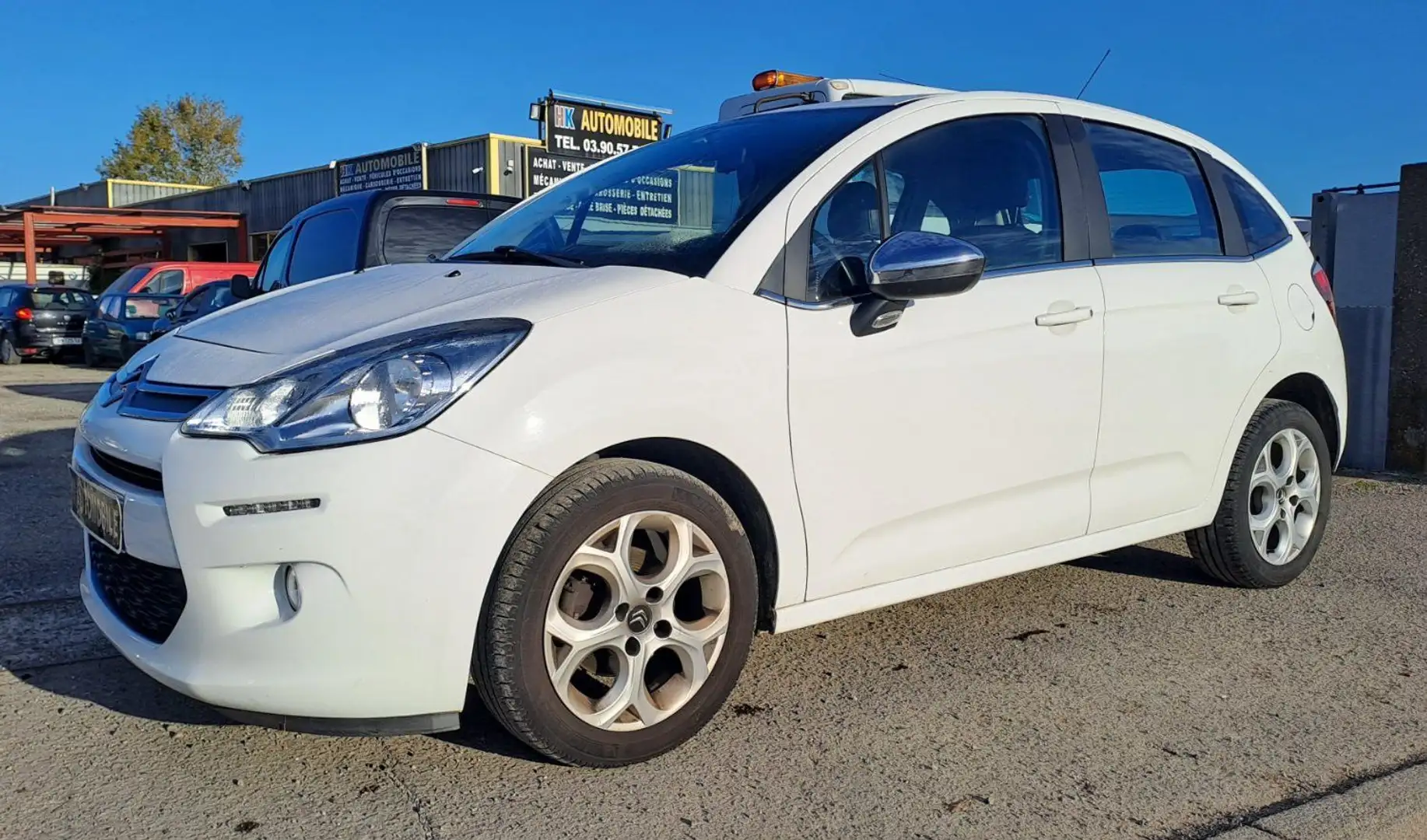 Citroen C3 II 1.2 e-VTi 82 cv FEEL EDITION Blanc - 1