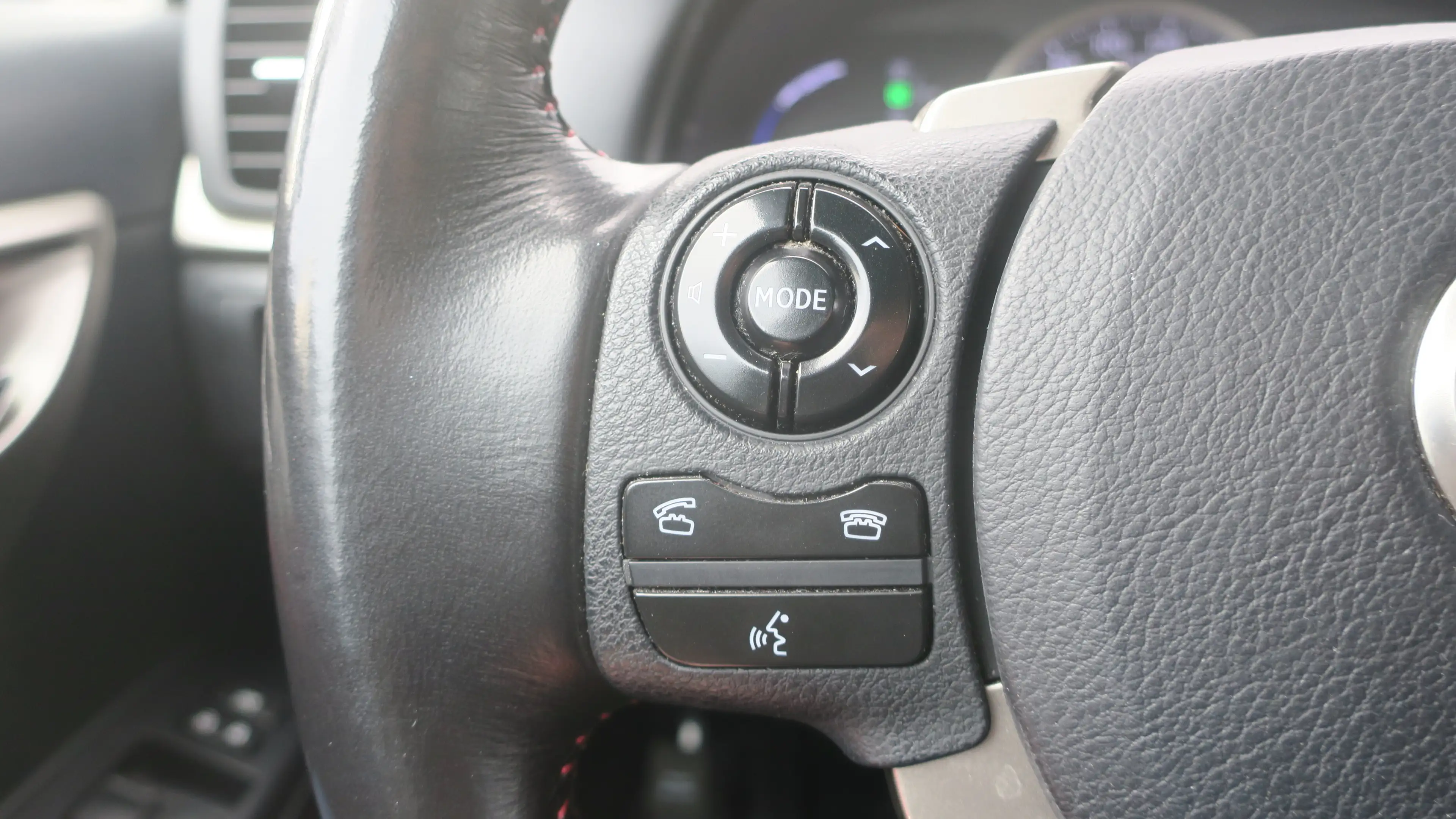 Lexus CT 200h CT 200h 1.8i Executive Line E-CVT (EU6.2) — photo 12