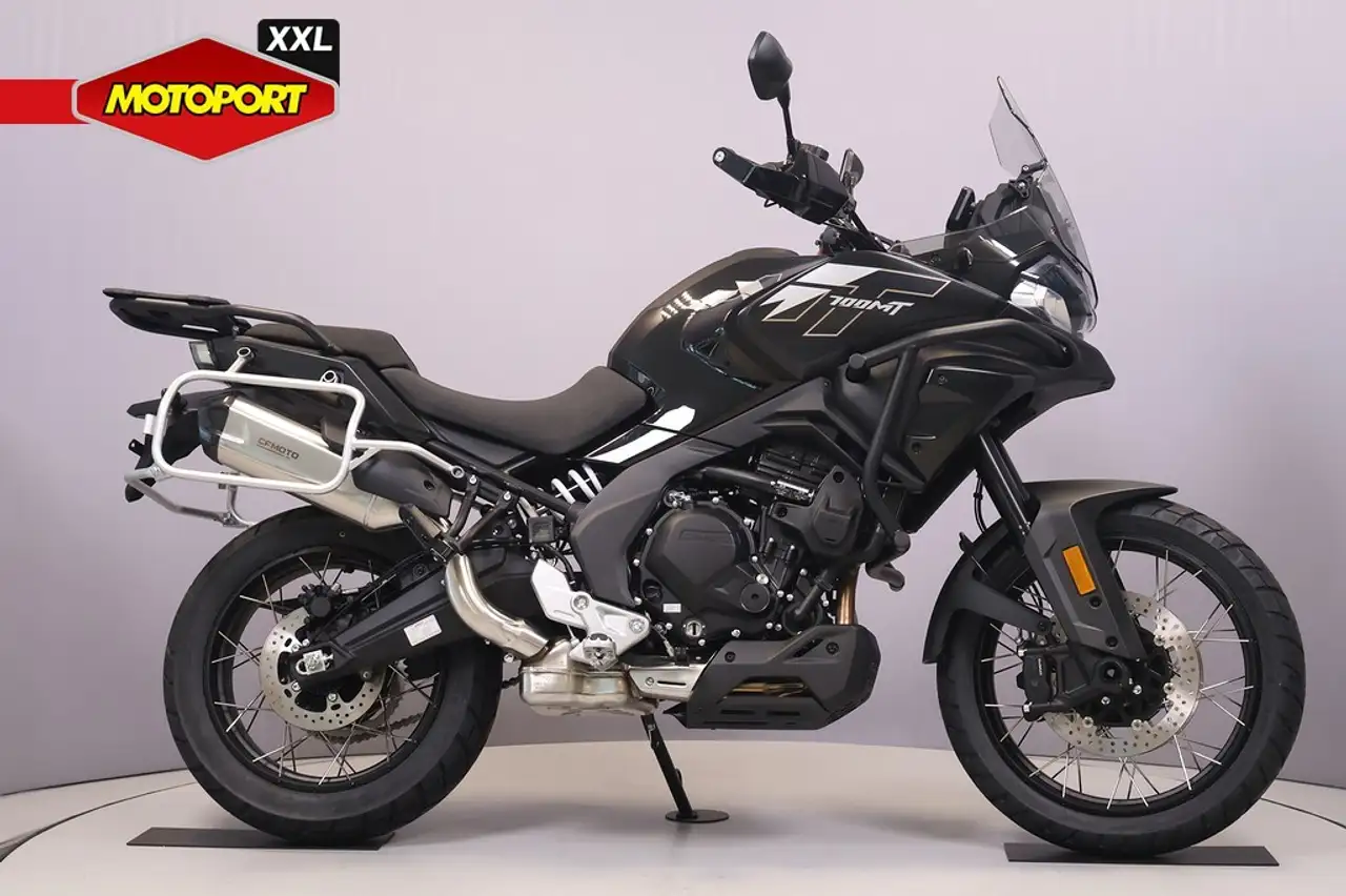 Cfmoto 700 MT