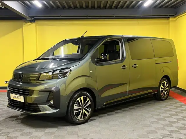 Peugeot Traveller BUSINESS PACK XL BHDI 180 EAT 8