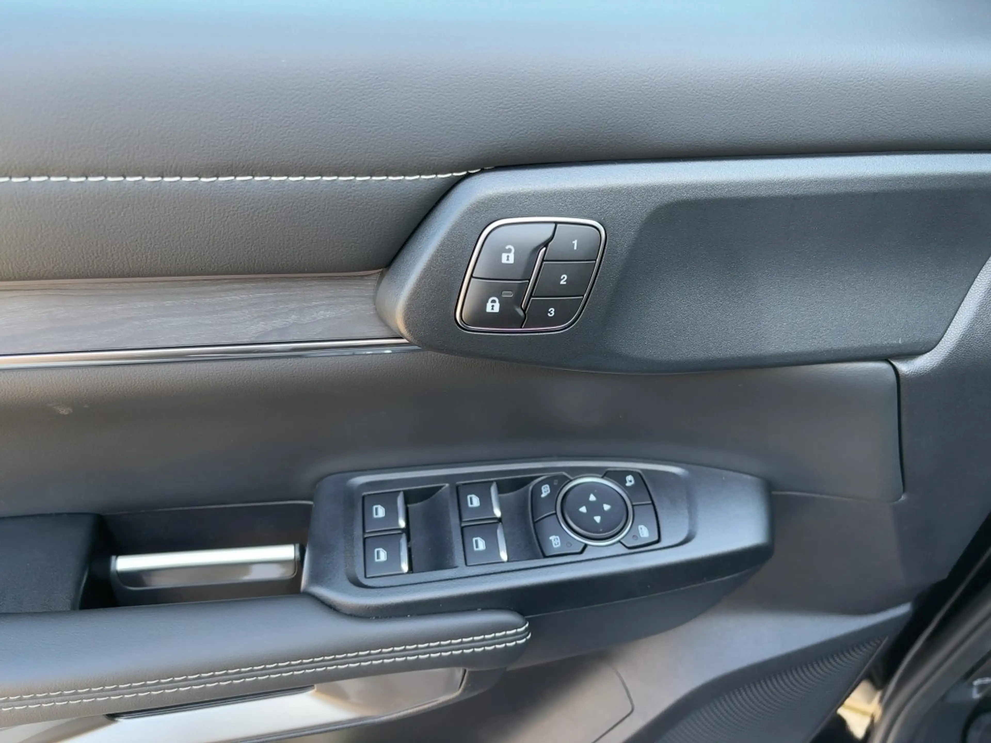 Ford Ranger DoKa 3.0l Ecoblue Platinum 177 kW — photo 15