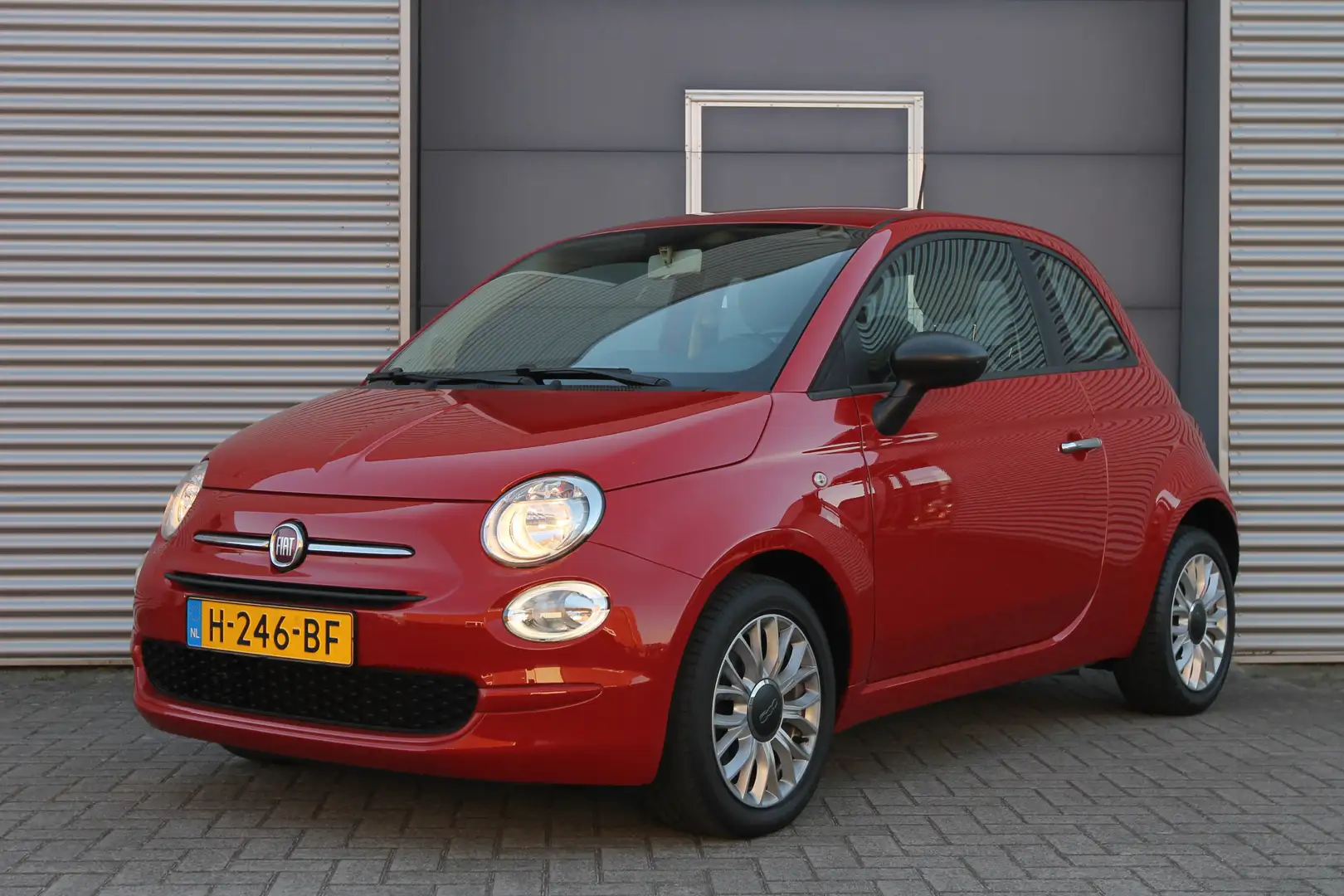 Fiat 500 0.9 TwinAir Turbo Young I Airco I Navi I NL. Auto Rood - 1