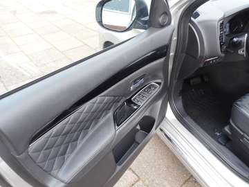 Bild 9 Mitsubishi Outlander Plug-In Hybrid 2.4 4WD Plug-In Plus