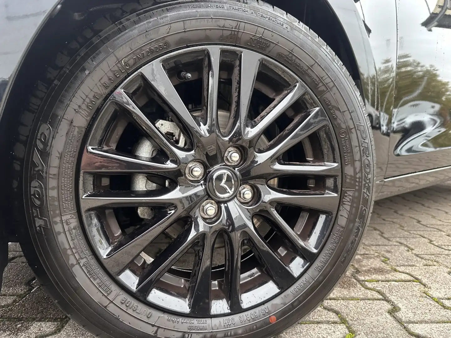 Mazda 2 1.5 SKYACTIV-G 90 M-Hybrid Homura (EURO 6d) KAMERA Negro - 2