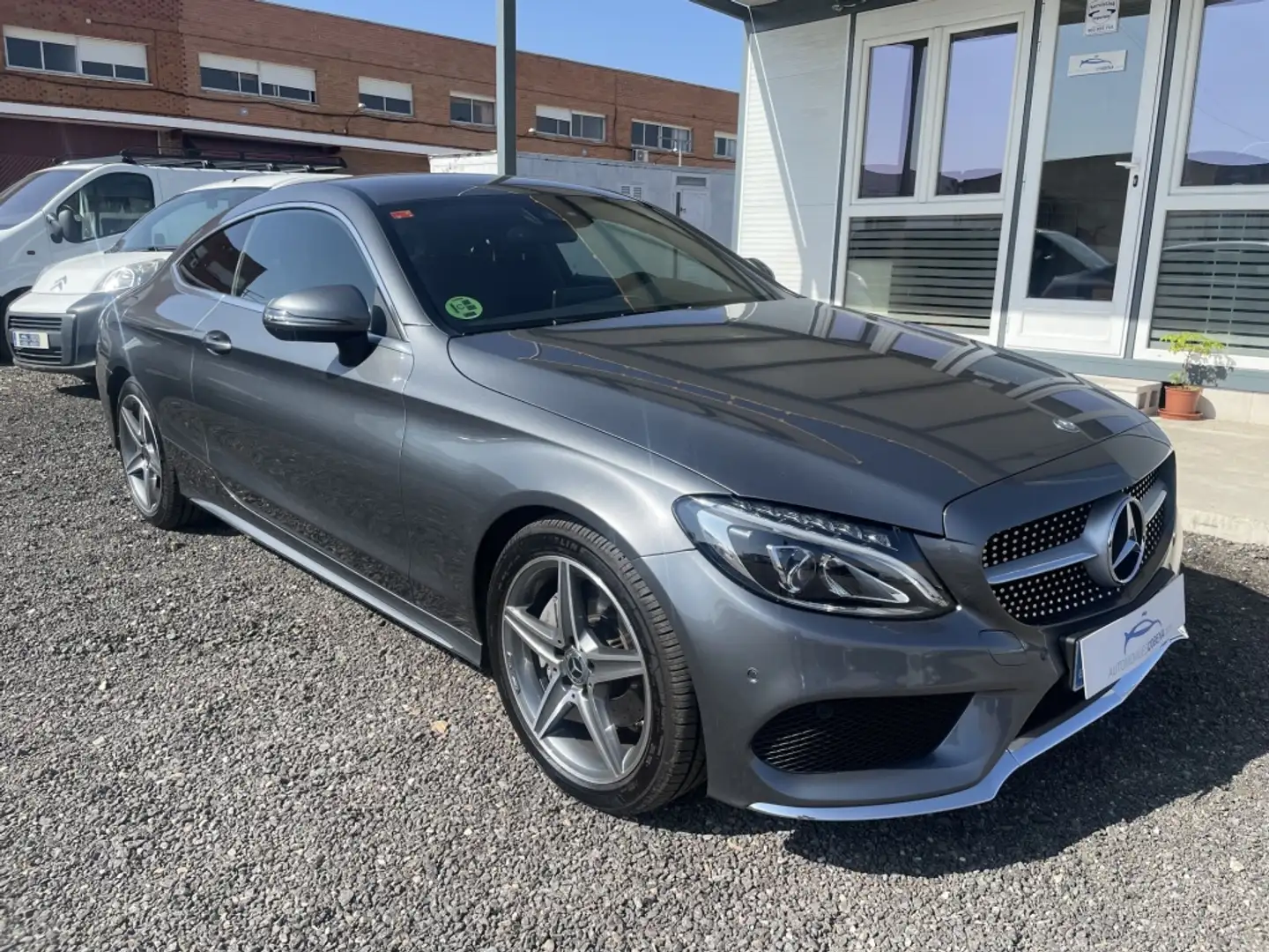 Mercedes-Benz C 220 Coupé 220d 9G-Tronic Grau - 1