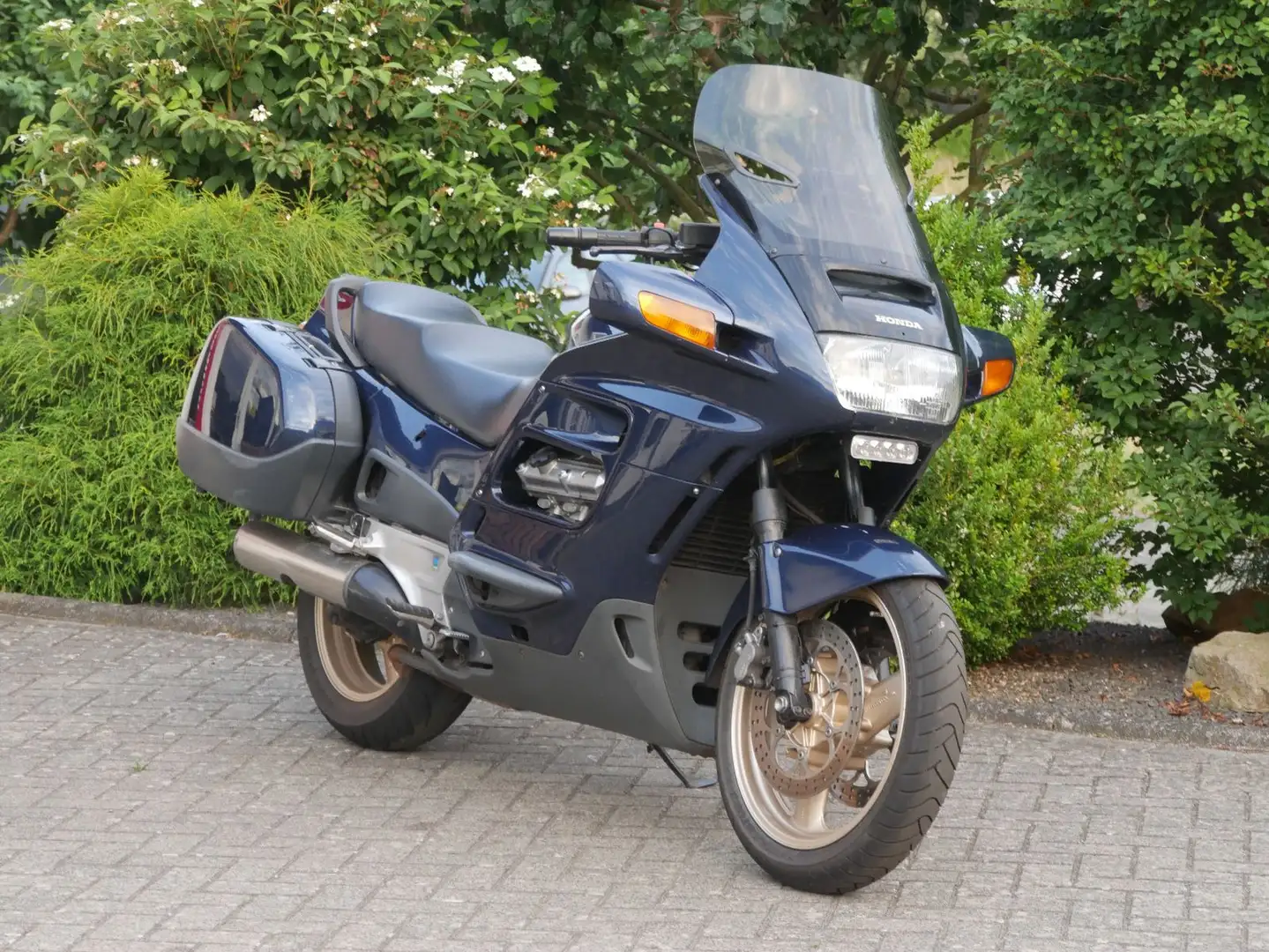 Honda ST 1100 Pan European Bleu - 1