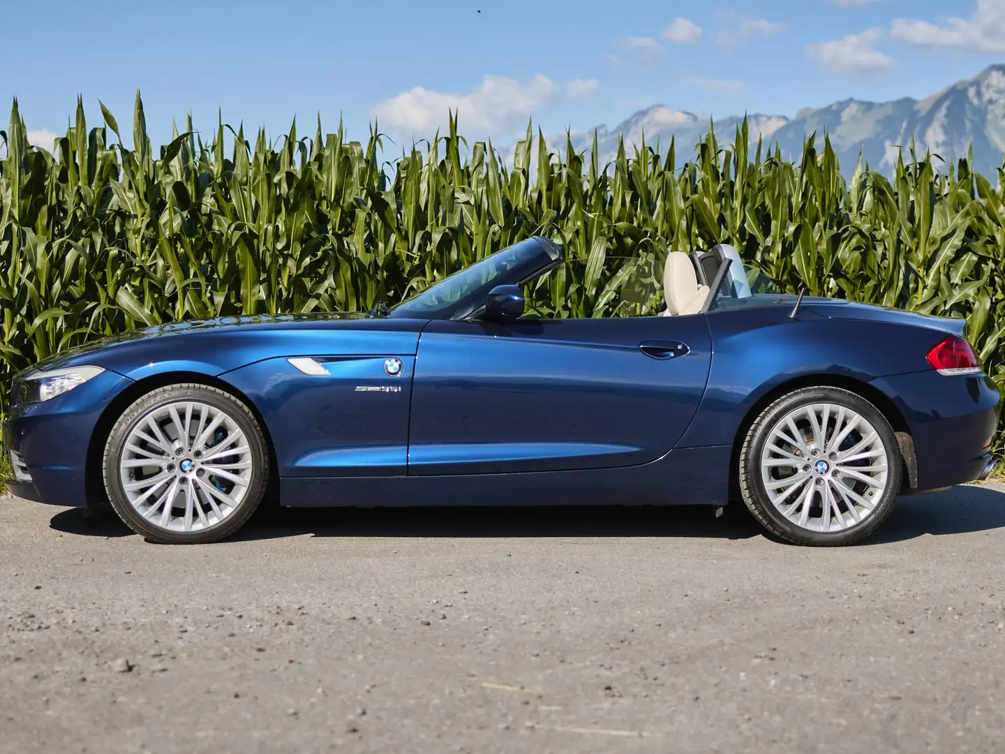 BMW Z4 BMW Z4 Roadster sDrive 35i DKG nur 60.124 km -Topausstattung Tiefseeblau Metallic Blau - 1