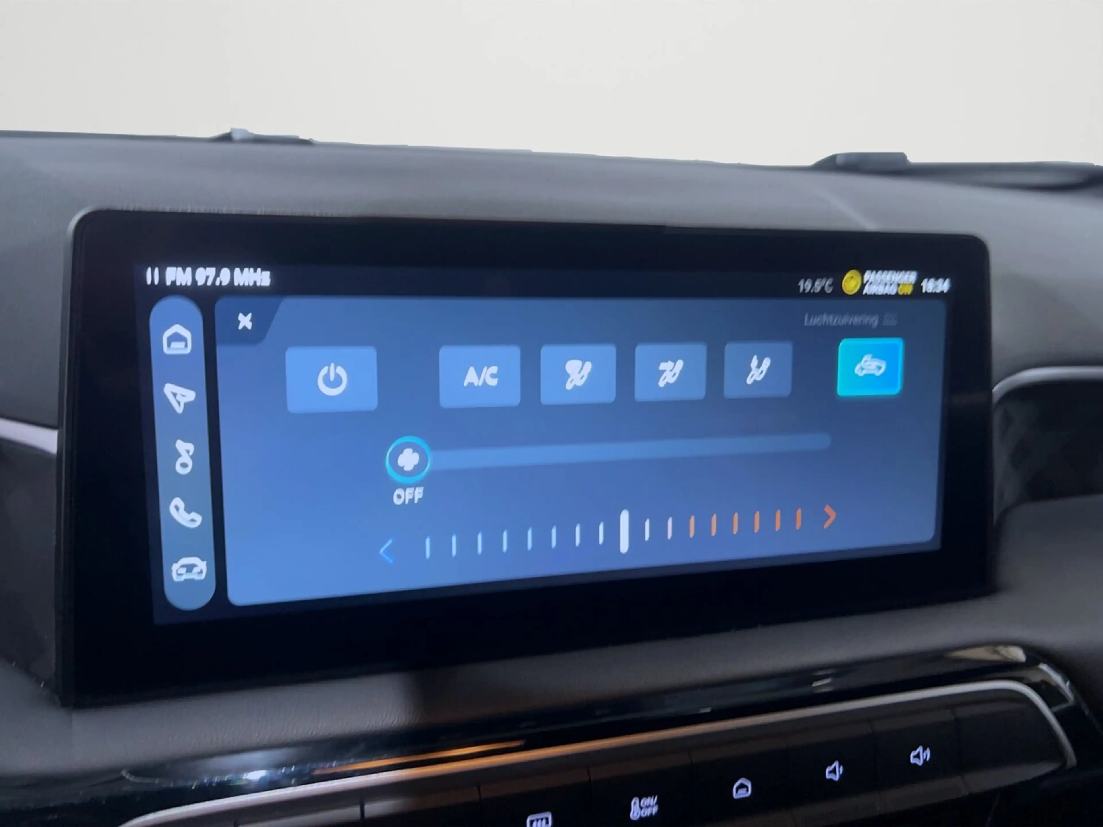 MG MG3 1.5 Luxe/Camera/Led/Navi/Carplay — photo 12