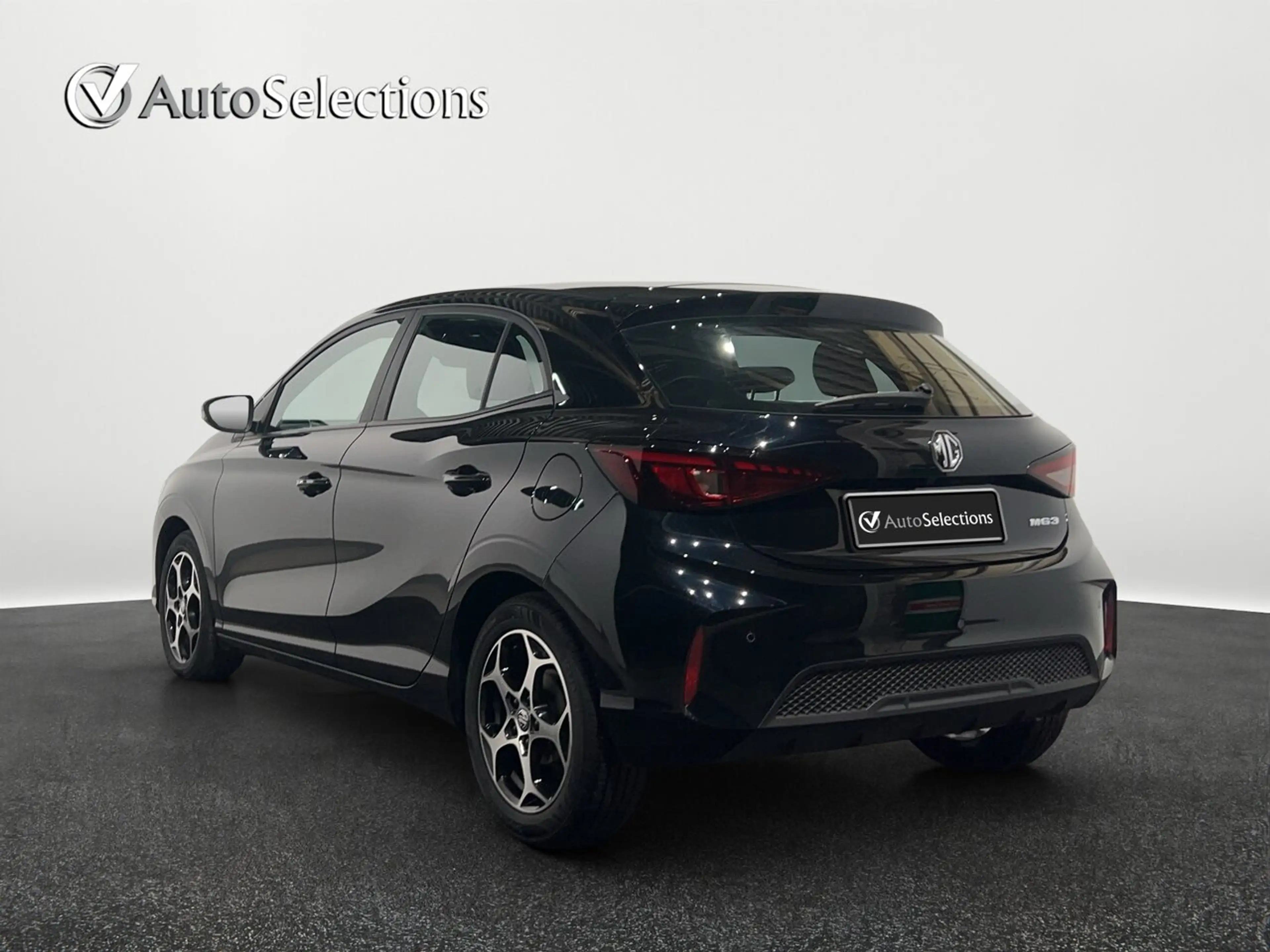 MG MG3 1.5 Luxe/Camera/Led/Navi/Carplay — photo 7