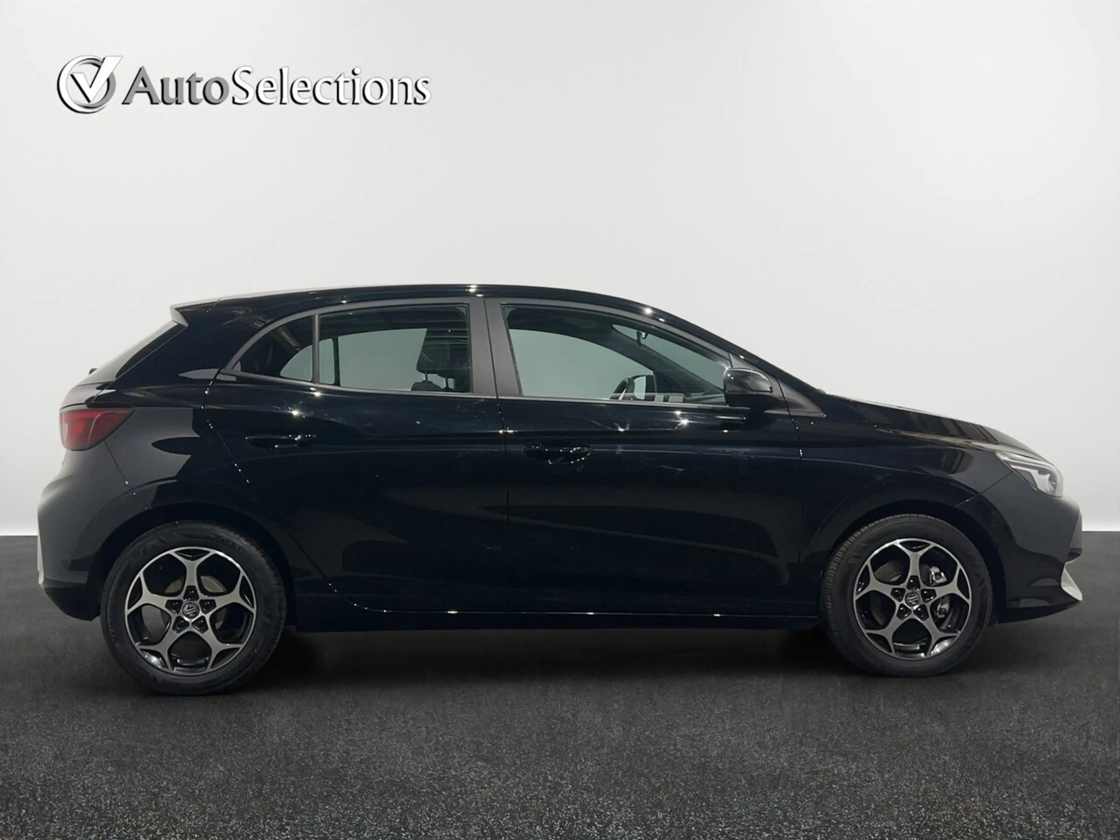 MG MG3 1.5 Luxe/Camera/Led/Navi/Carplay — photo 8