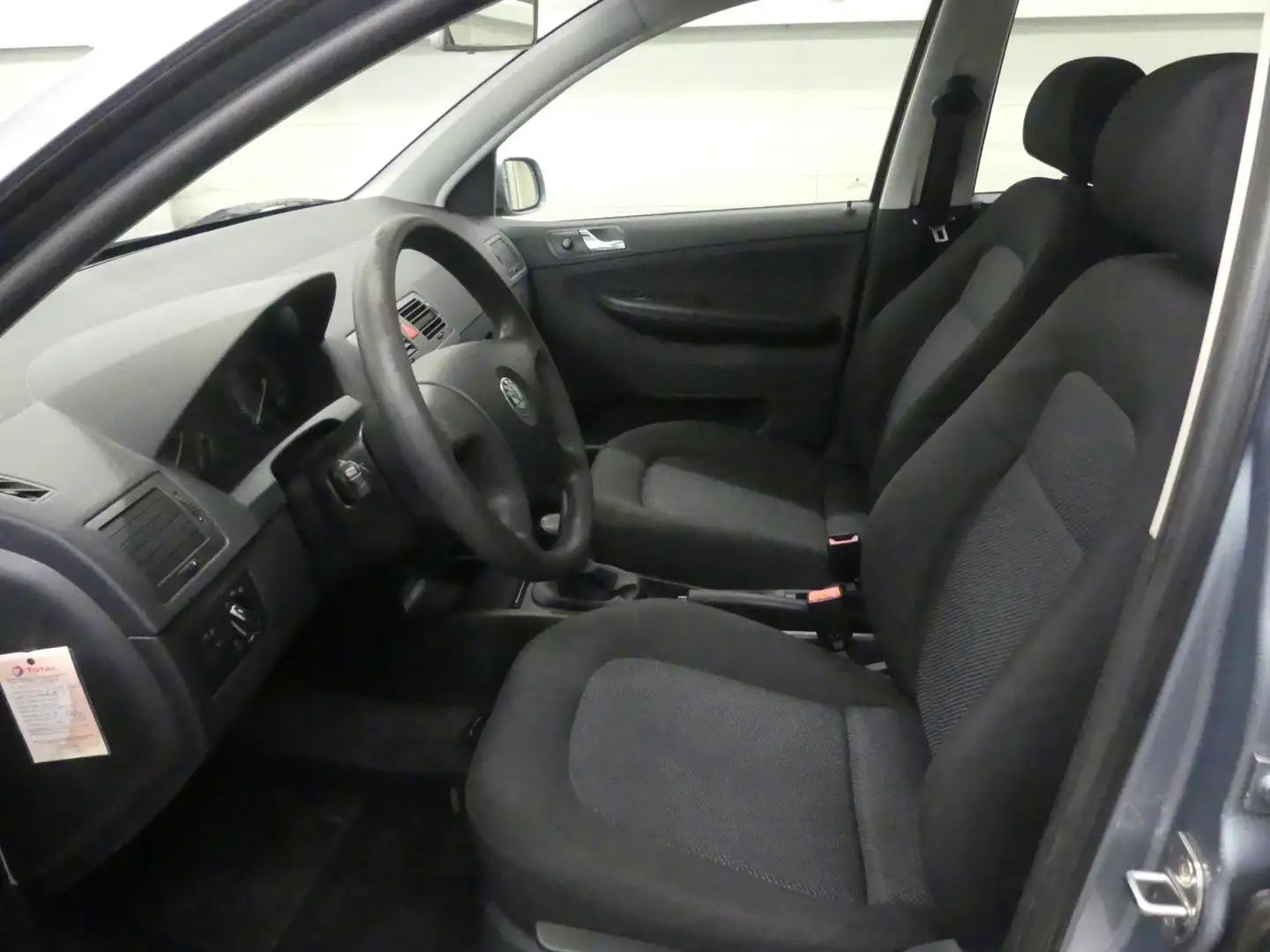 Skoda Fabia Combi 1.4-16V Amb - Airco - Mooie auto! - Cruise C Grau - 2