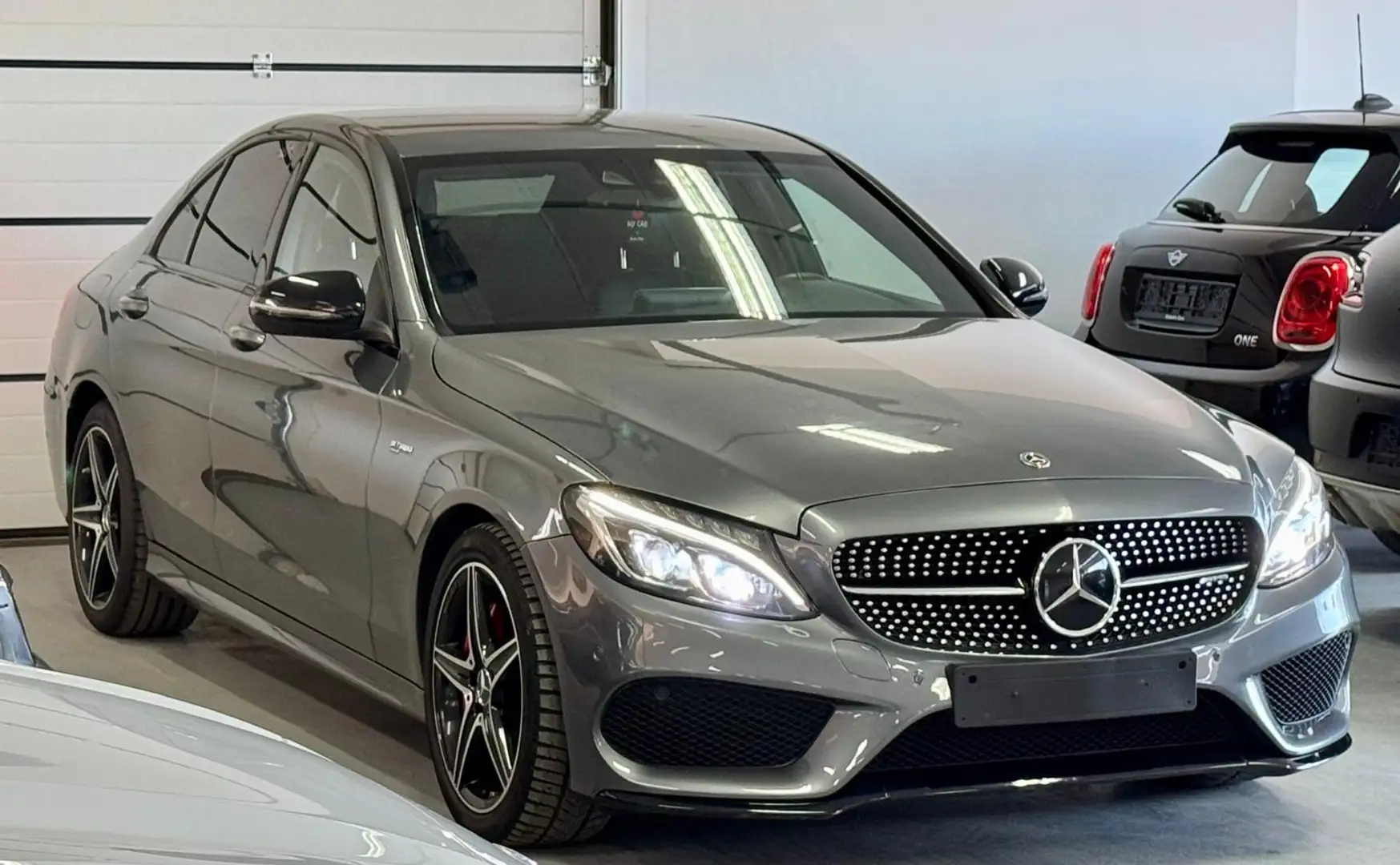 Mercedes-Benz C 43 AMG Classe C 43 Mercedes-AMG 9G-Tronic 4Matic Grijs - 1