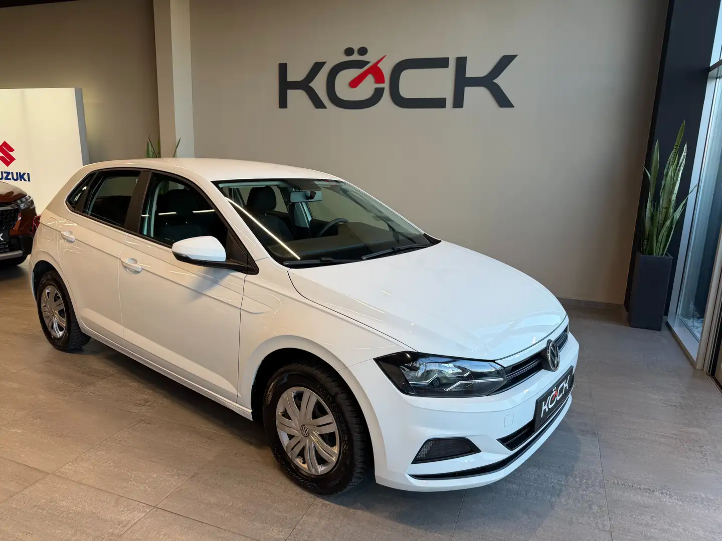 Volkswagen Polo Trendline Wit - 1
