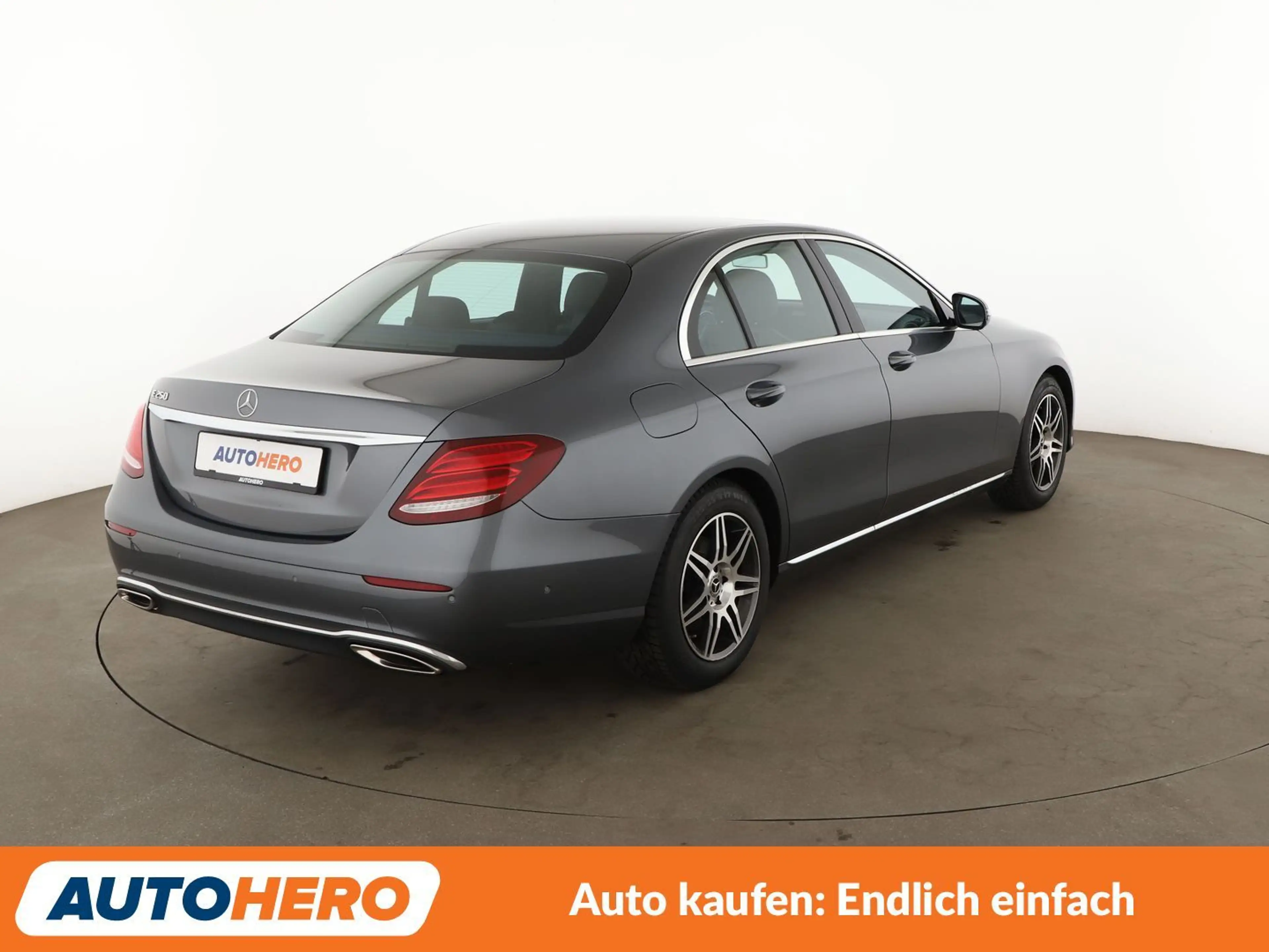 Mercedes-Benz E 250 Avantgarde Aut.*LED*NAVI*TEMPO*CAM*PDC*SHZ*KLIMA* — photo 6