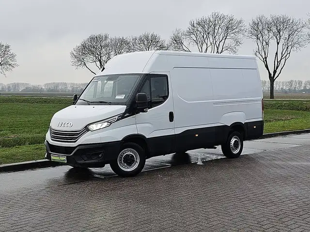 Iveco Daily 35S14V 2.3 352 L3H2 ac automaat EURO6 LED trekhaak