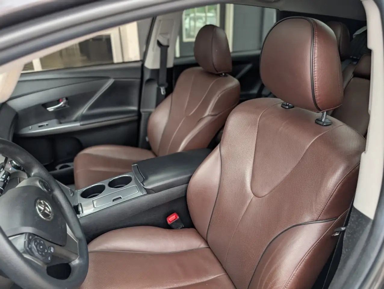 Toyota Venza photo Toyota Venza