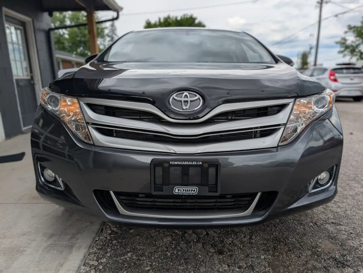 Toyota Venza photo Toyota Venza