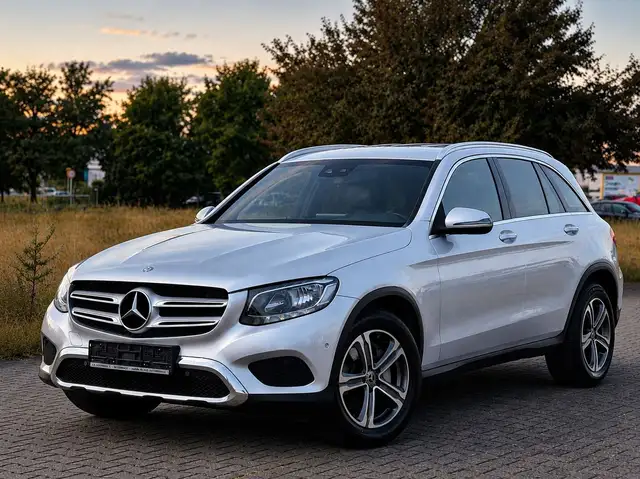 Mercedes-Benz GLC 220 d 4Matic Exclusive *COMAND*ASSIST*AHK*