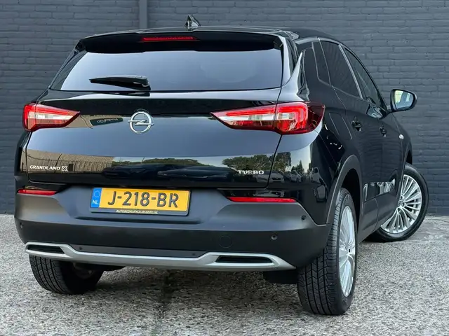 Opel Grandland X view 4