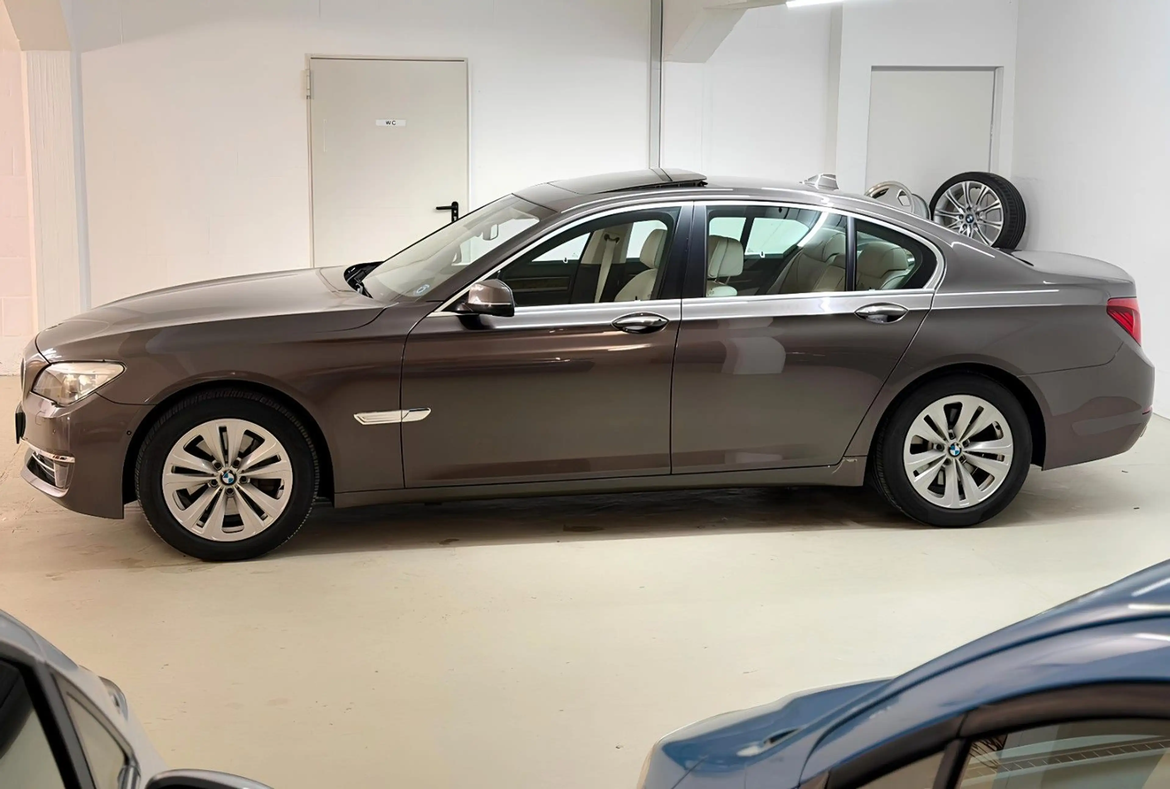 BMW 740 i *KEYLESS *SOFTCLO *HEADUP *KAMERA — photo 7