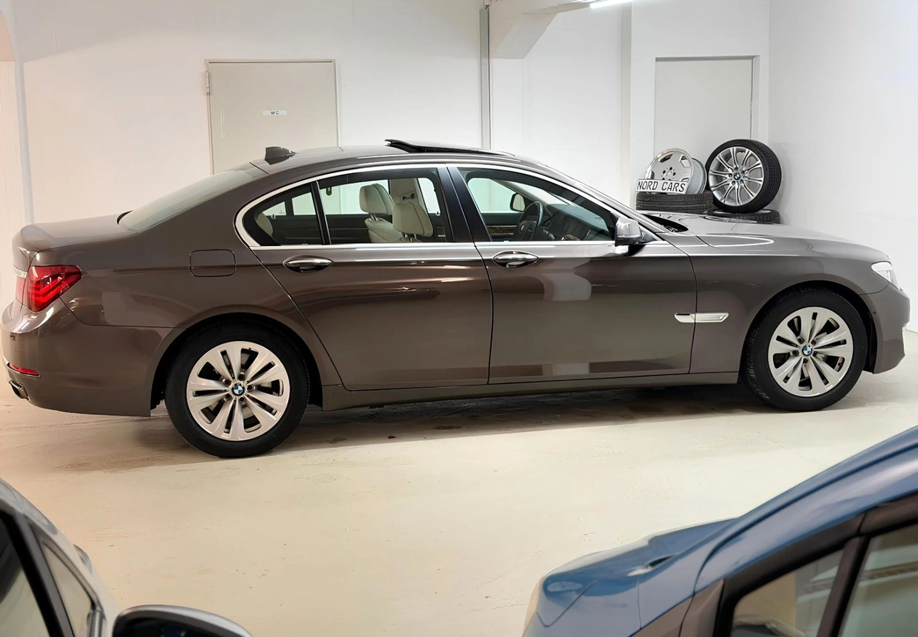 BMW 740 i *KEYLESS *SOFTCLO *HEADUP *KAMERA — photo 8