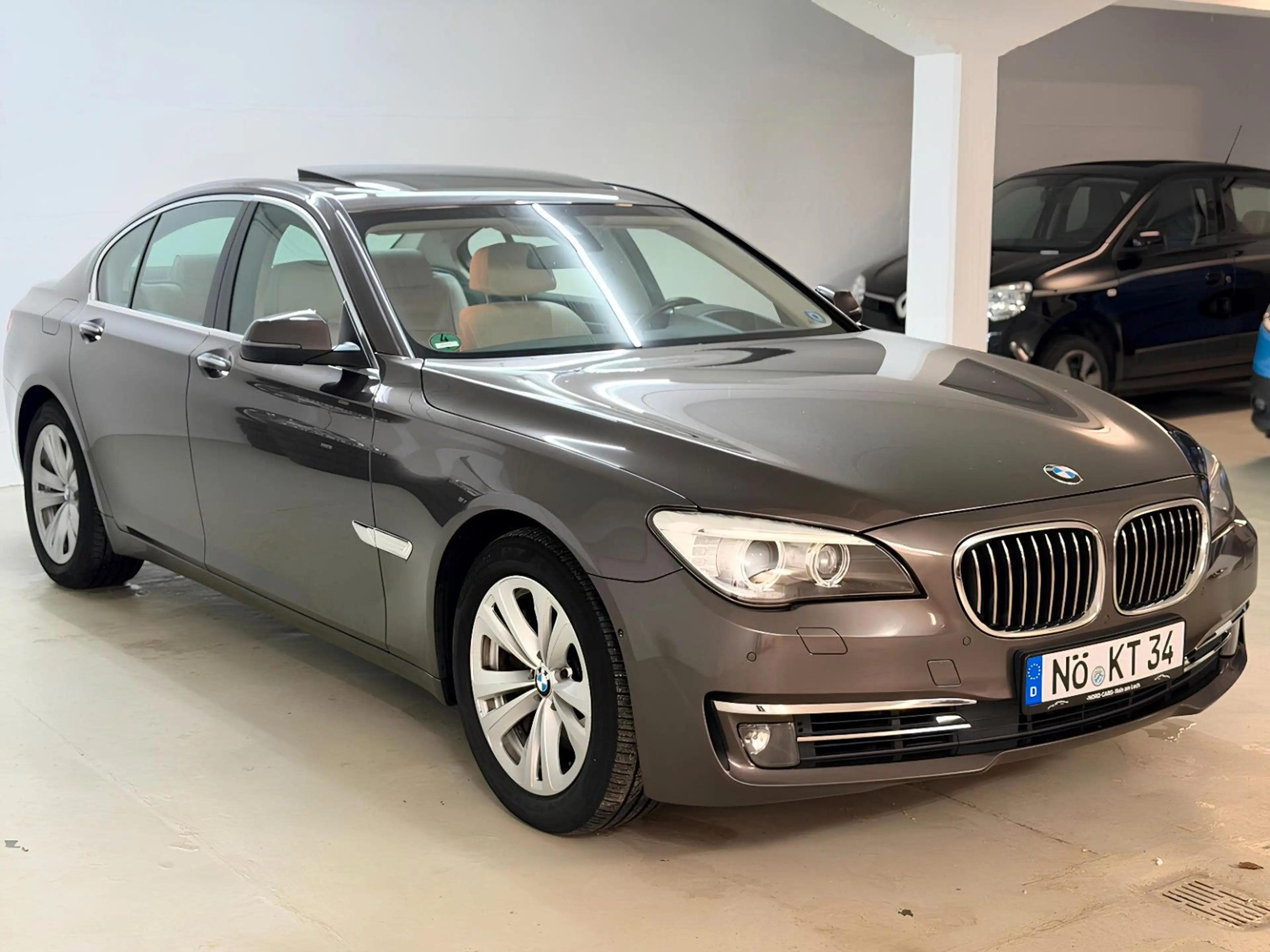 BMW 740 i *KEYLESS *SOFTCLO *HEADUP *KAMERA — photo 5