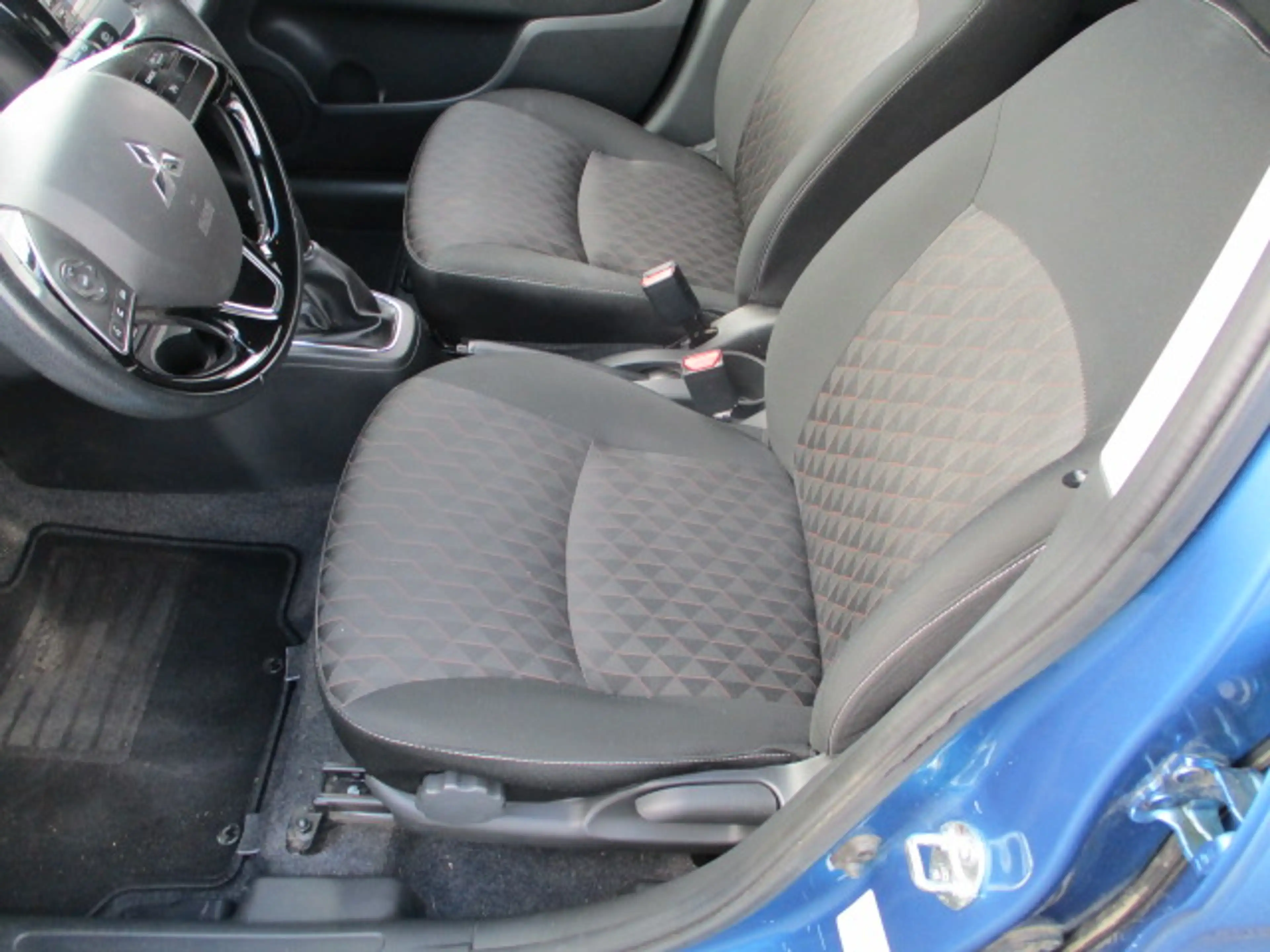 Mitsubishi Space Star Space Star AS — photo 11