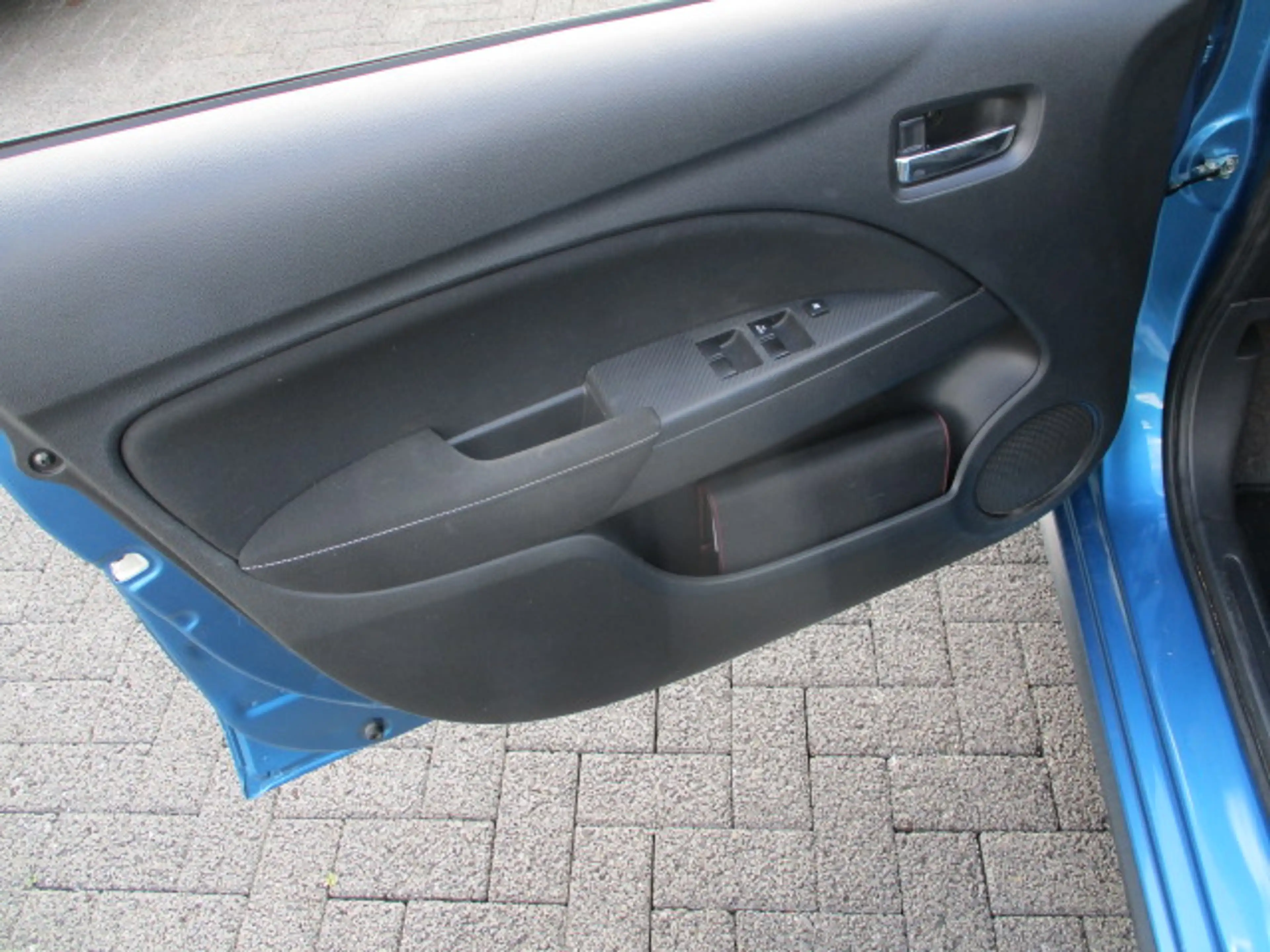 Mitsubishi Space Star Space Star AS — photo 10