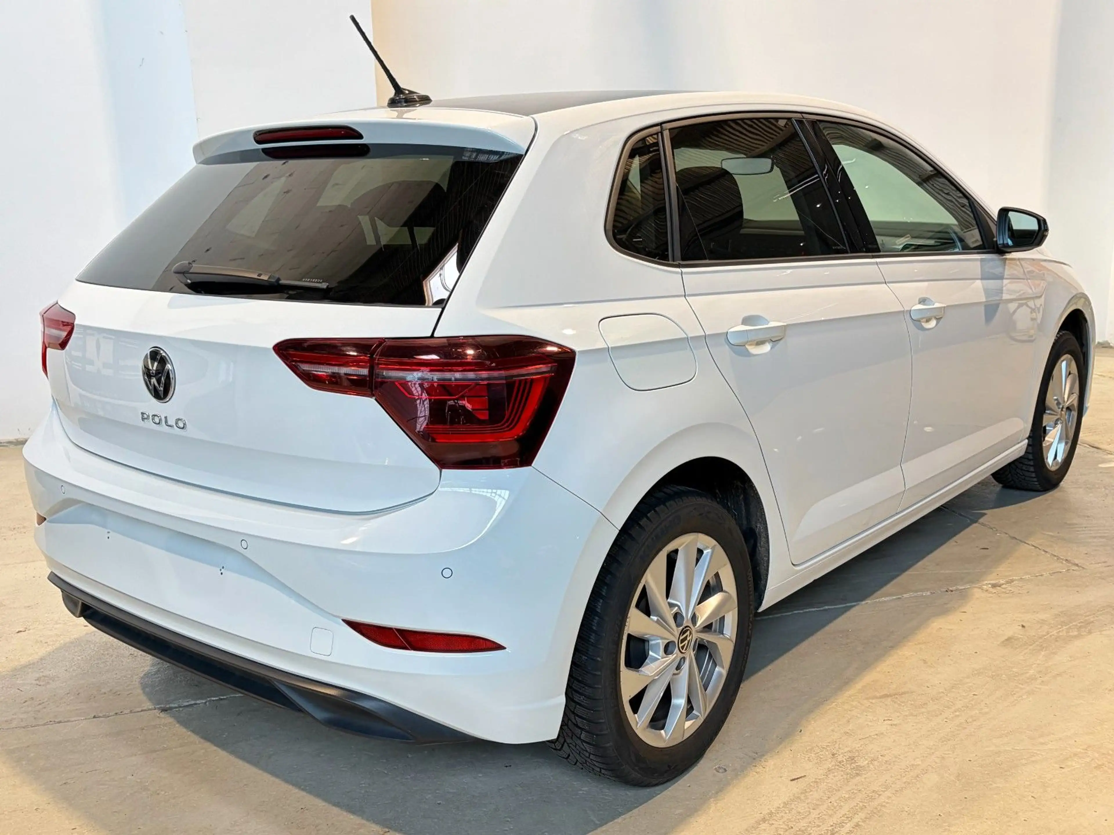 Volkswagen Polo VI Style 1.0 *Automatik* — photo 4