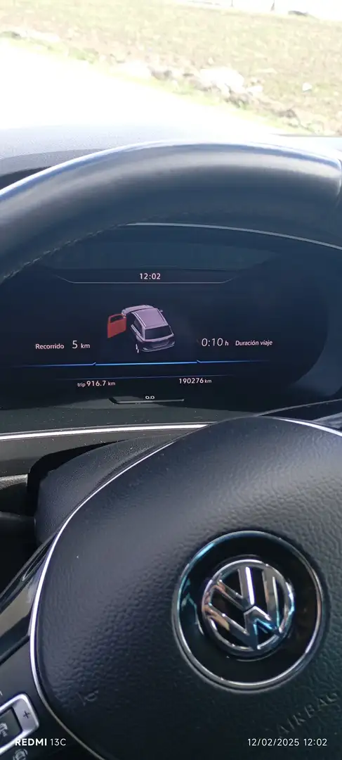 Volkswagen Tiguan Tiguan 2.0TDI Sport DSG 110kW Sport Gris - 2