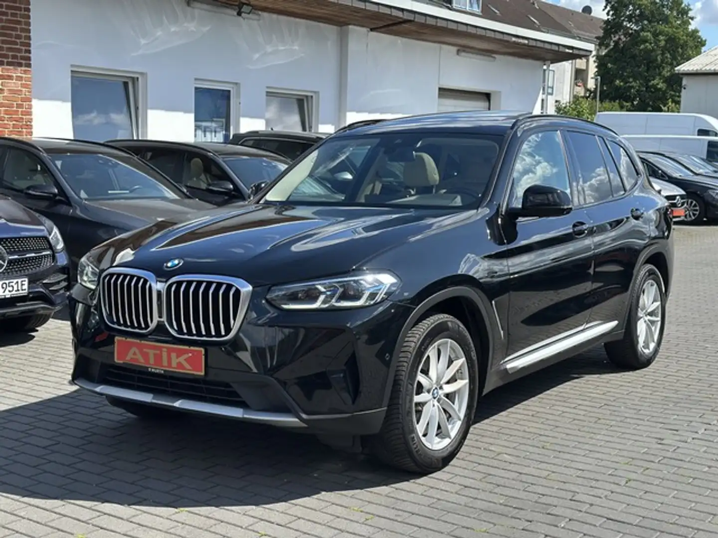 BMW X3 XDRIVE20d PANO / VIRTUALTACHO LASER / 360*CAM Schwarz - 1