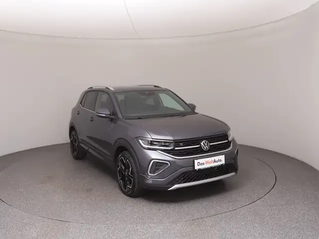 Volkswagen T-Cross view 2