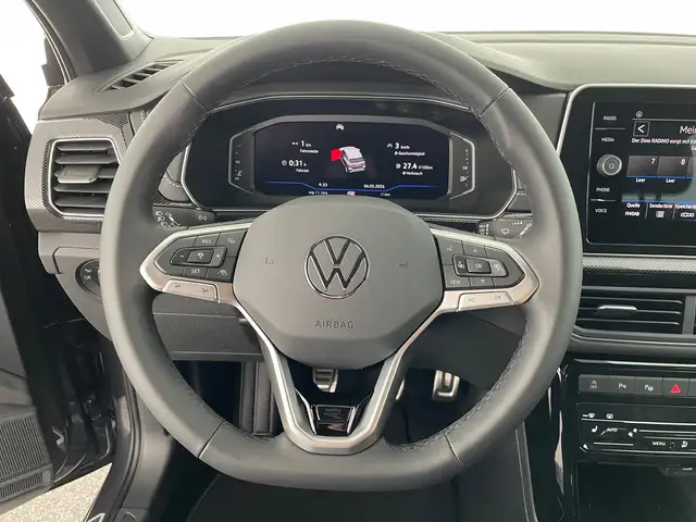 Volkswagen T-Cross view 13