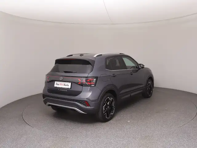 Volkswagen T-Cross view 4